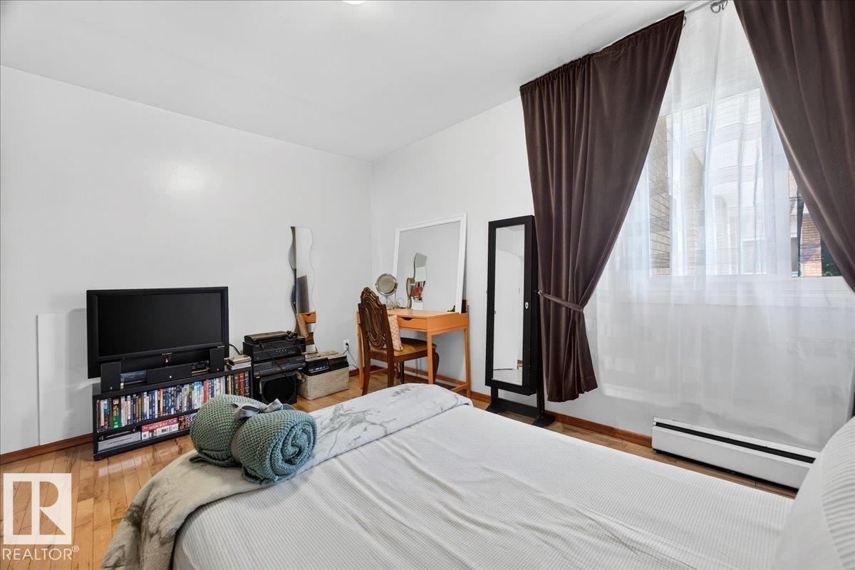 Photo 25 at 33 - 10230 122 Street NW, Wîhkwêntôwin, Edmonton