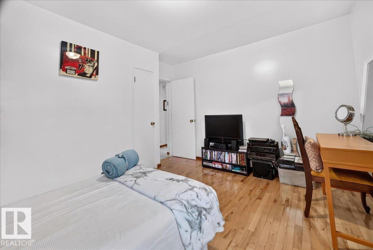 Photo 26 at 33 - 10230 122 Street NW, Wîhkwêntôwin, Edmonton