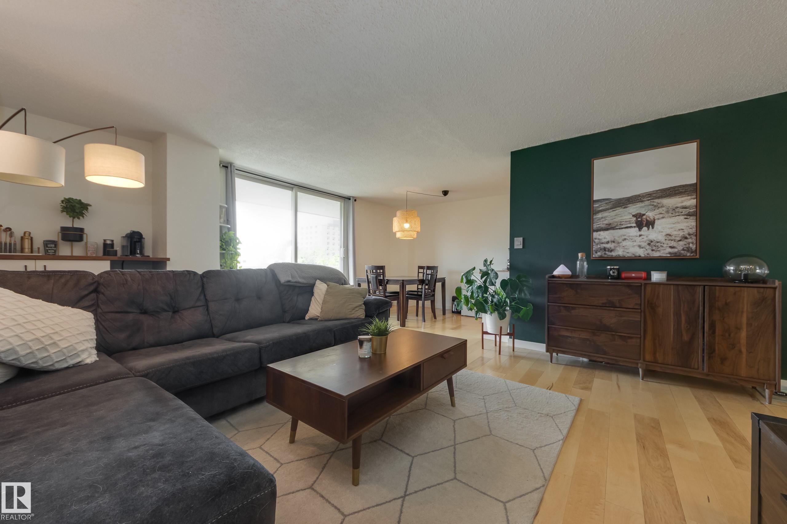 504 - 9909 110 Street NW, Wîhkwêntôwin, Edmonton