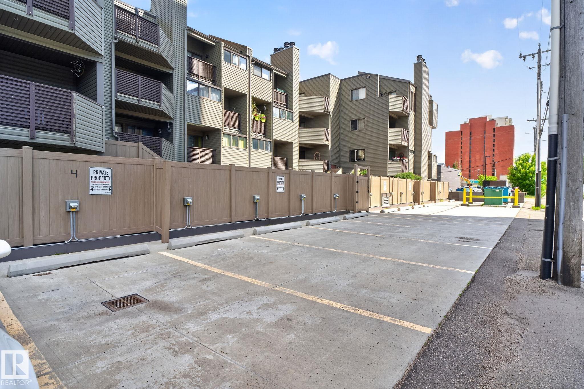 Photo 25 at G14 - 10148 118 Street NW, Wîhkwêntôwin, Edmonton