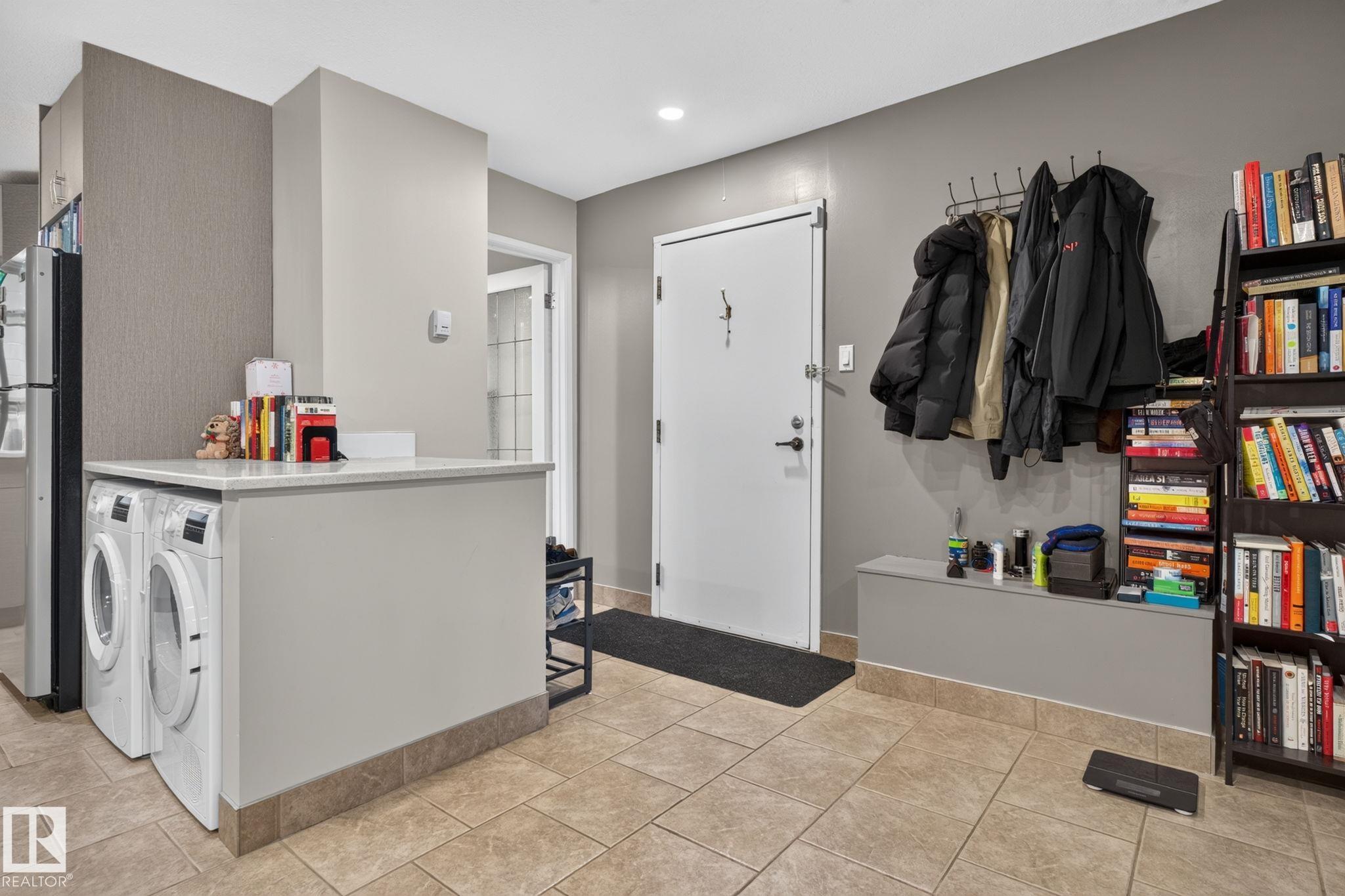 G14 - 10148 118 Street NW, Wîhkwêntôwin, Edmonton