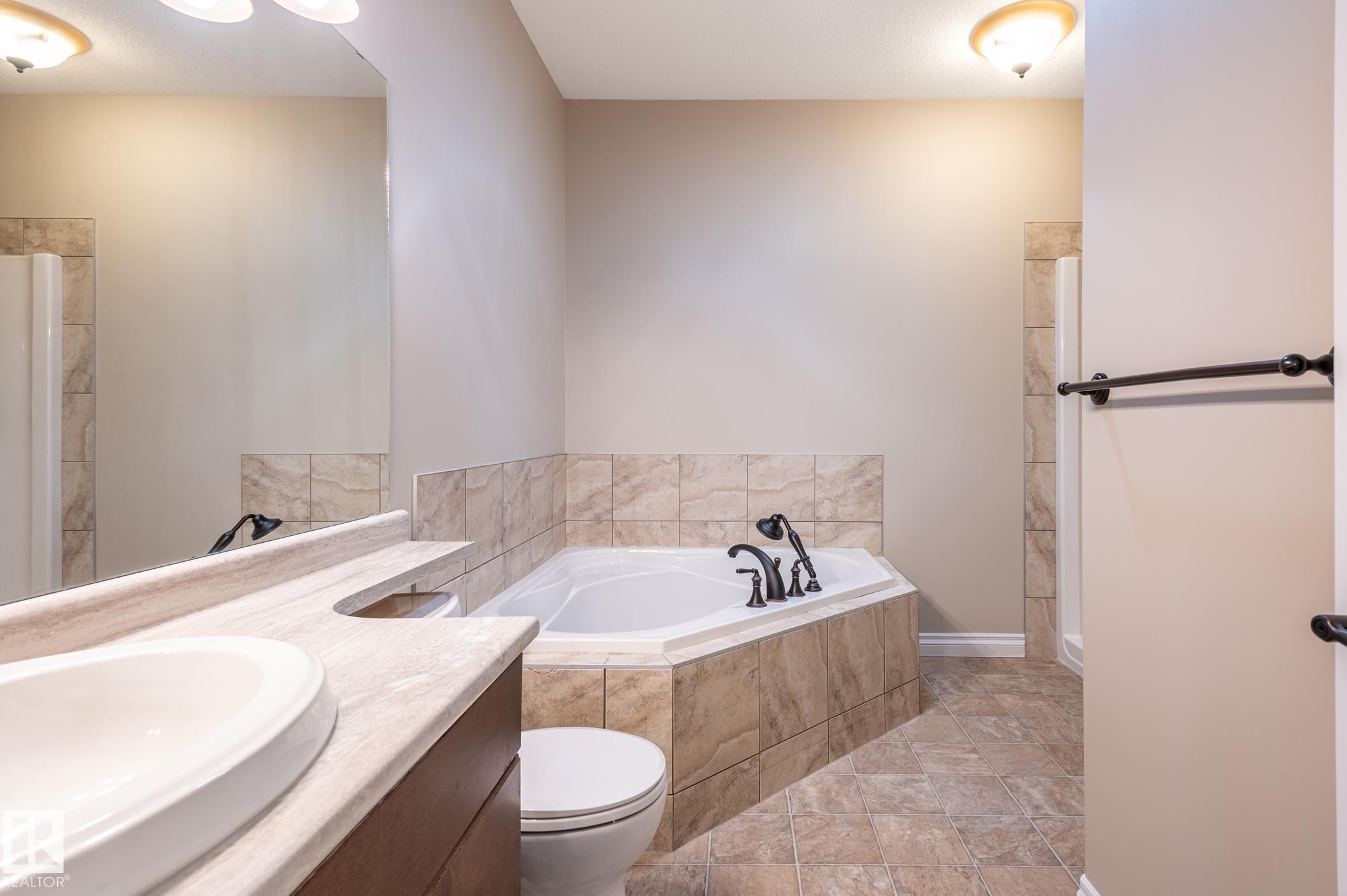 Photo 26 at 20 - 1407 Glastonbury Boulevard NW, Glastonbury, Edmonton