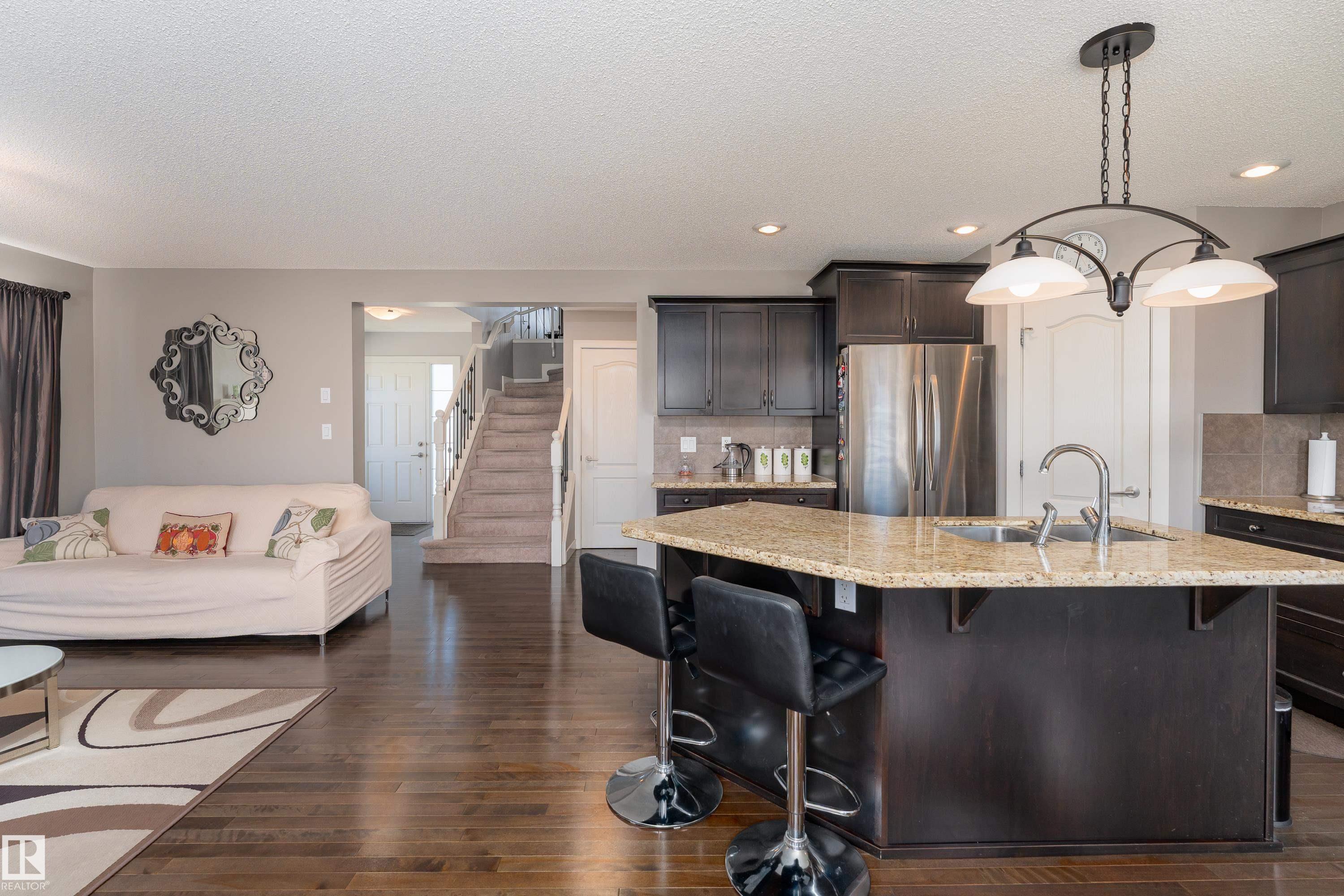 Photo 11 at 512 59 Street SW, Charlesworth, Edmonton
