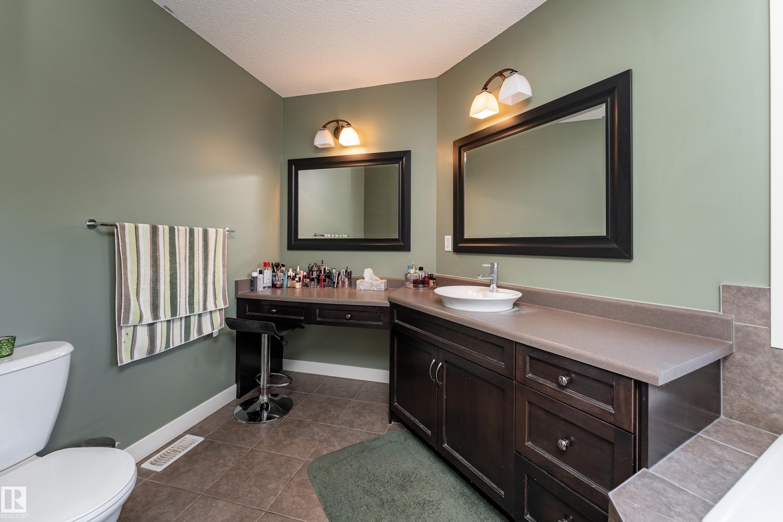 Photo 26 at 512 59 Street SW, Charlesworth, Edmonton