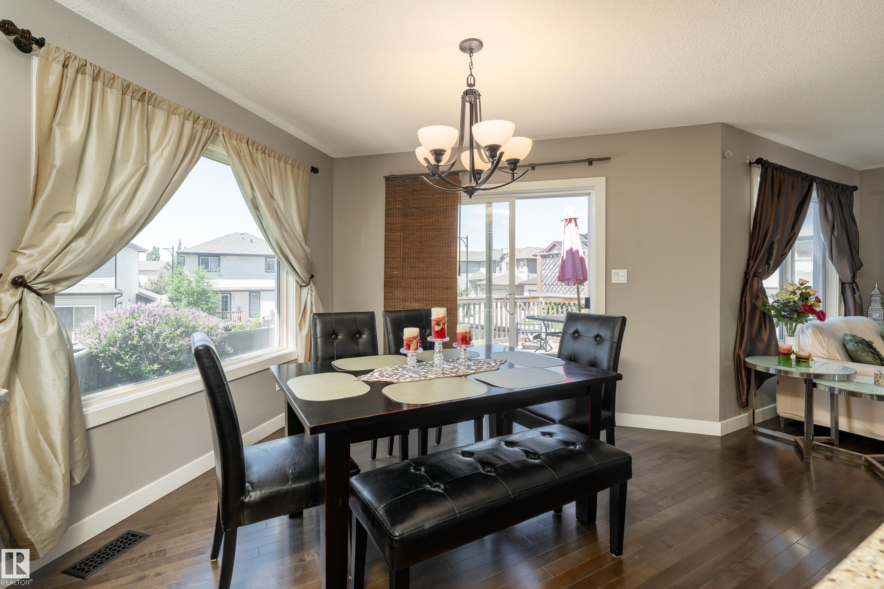 Photo 9 at 512 59 Street SW, Charlesworth, Edmonton