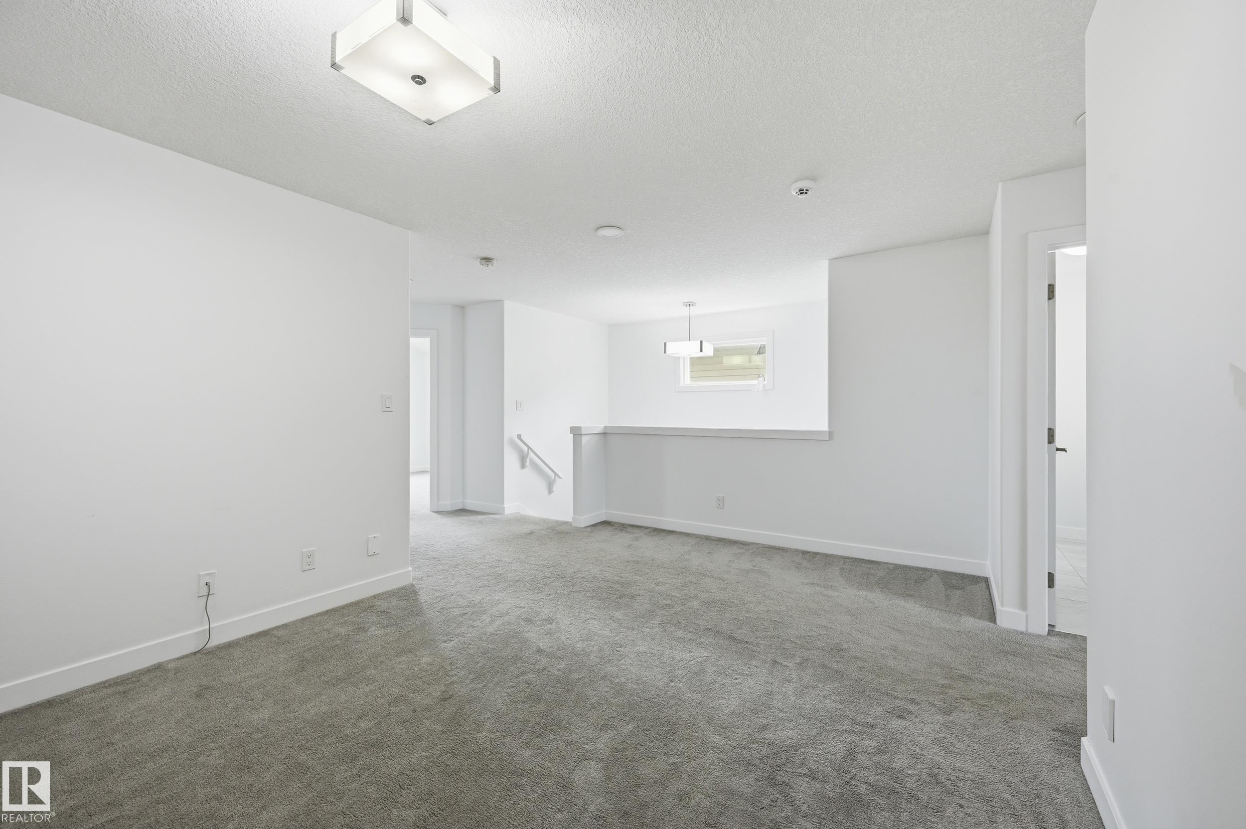 https://zimg.paragon.ice.com/ParagonImages/Property/PM/RAE/225408732/16/0/0/be0f27ab87a6db0b0908f055e9e16d99/1/a77b240329a67795f1d61f6befc17d05/225408732-18a81f6b-1ea0-490a-b3ad-4e6a68b82e88.JPG