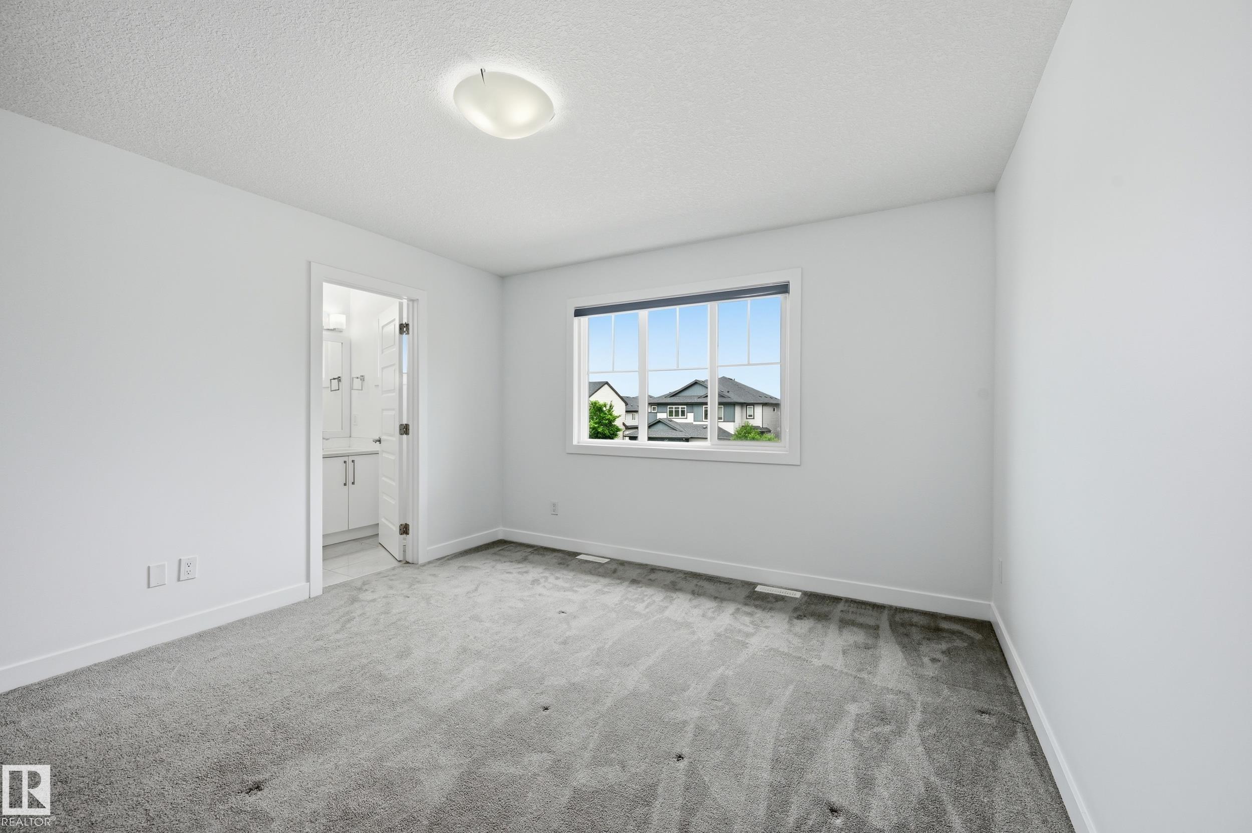 https://zimg.paragon.ice.com/ParagonImages/Property/PM/RAE/225408732/20/0/0/08412250dbacd3d1249f71c80bd99ab9/1/a77b240329a67795f1d61f6befc17d05/225408732-b0675ae5-04f0-4994-9cbe-ba48fa99848c.JPG