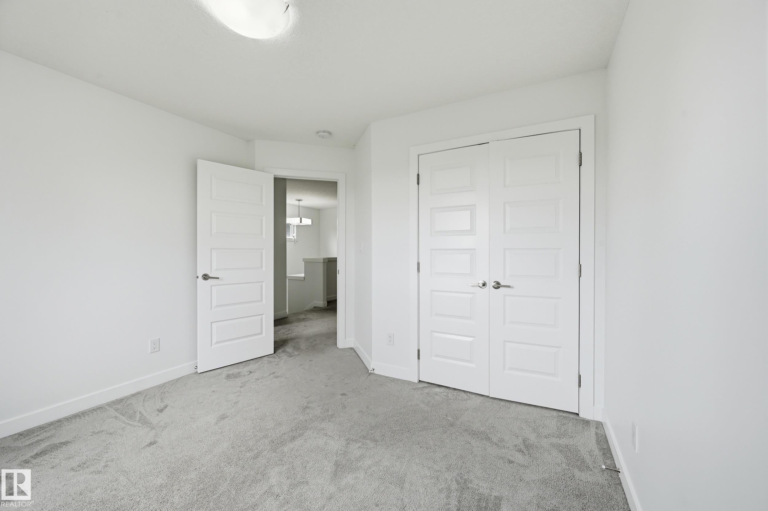 https://zimg.paragon.ice.com/ParagonImages/Property/PM/RAE/225408732/28/0/0/012d8a77e4558e194aaf1699eda04204/1/a77b240329a67795f1d61f6befc17d05/225408732-d35651d5-30f0-4663-bc1d-5c68fa6fd99c.JPG