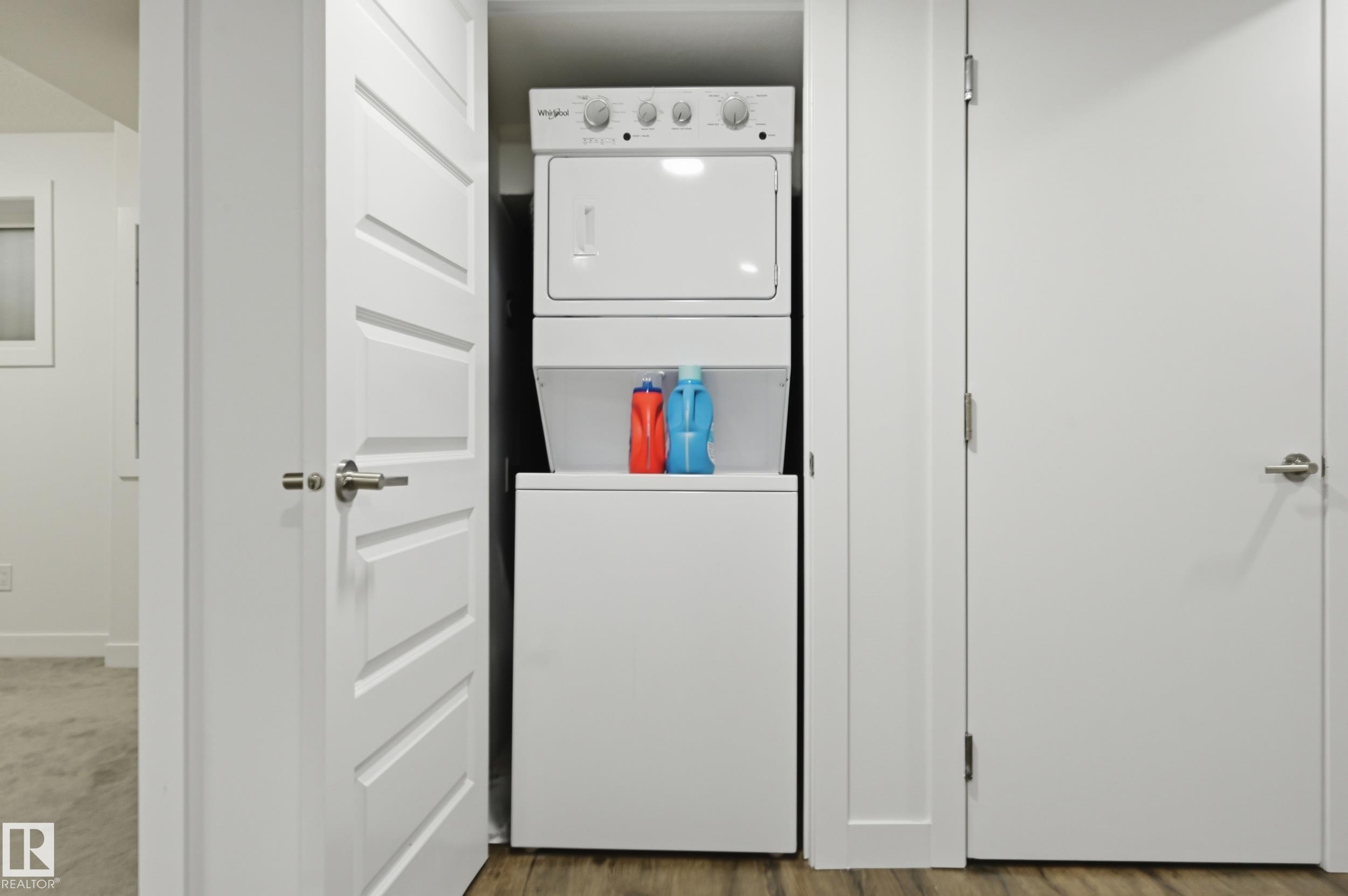 https://zimg.paragon.ice.com/ParagonImages/Property/PM/RAE/225408732/40/0/0/d1ea9c080d68dffdcae91c14ea6c00fe/1/a77b240329a67795f1d61f6befc17d05/225408732-62155eff-e38d-498a-93dc-7f990081953c.JPG