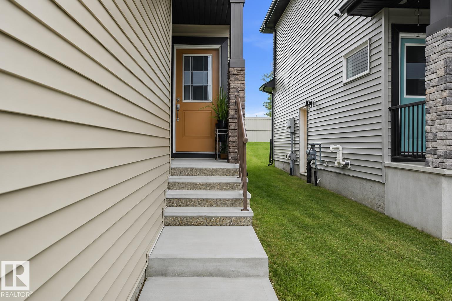 https://zimg.paragon.ice.com/ParagonImages/Property/PM/RAE/225408732/43/0/0/89a8a945d02a846690f9ccfffc6b6a95/1/a77b240329a67795f1d61f6befc17d05/225408732-52797a5a-8f28-4e84-969a-12789f8ac4c7.JPG