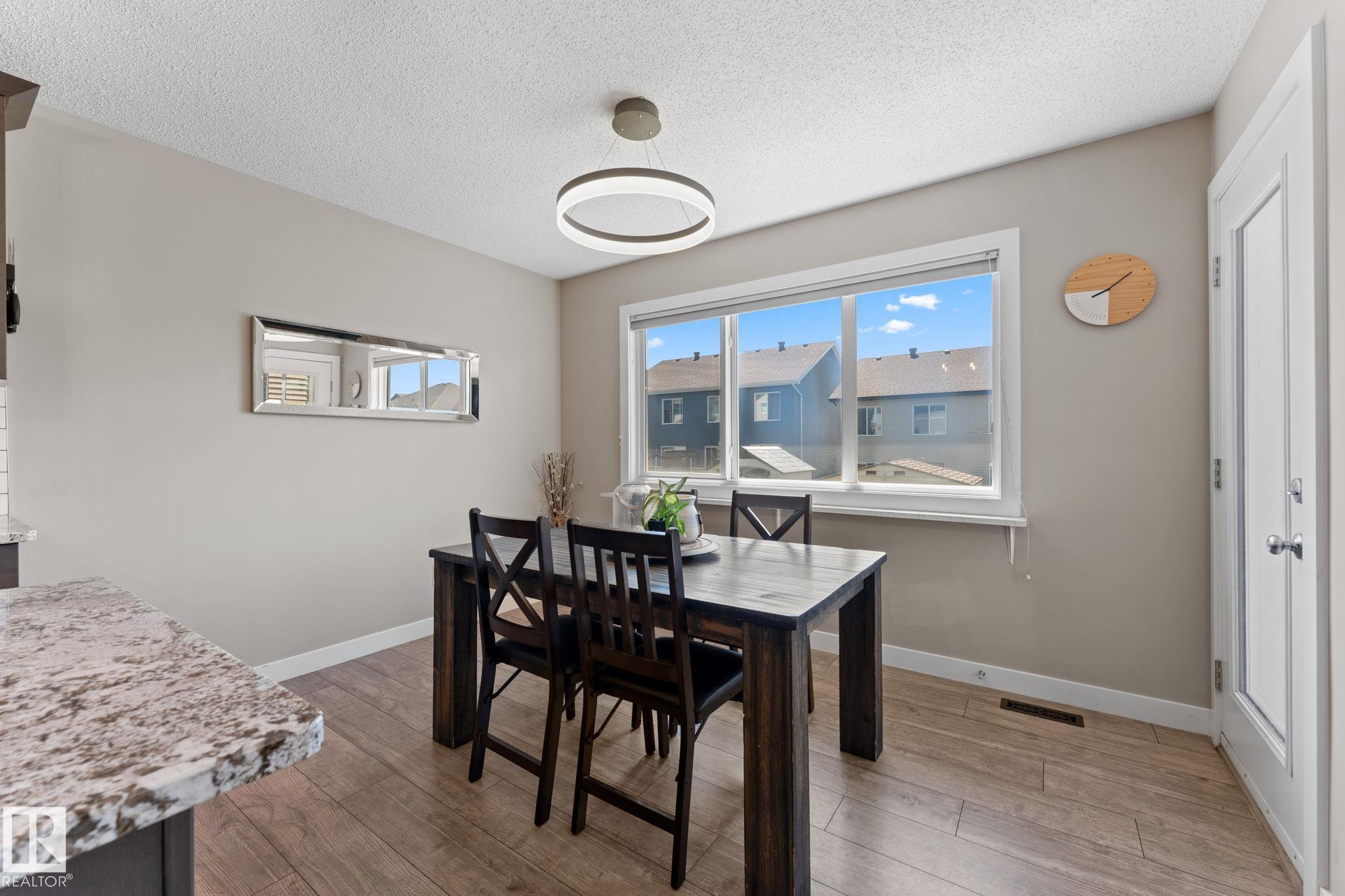 https://zimg.paragon.ice.com/ParagonImages/Property/PM/RAE/225408743/15/0/0/6596def42ae44a6cb3a22b507907f3f9/1/ebb73db368cb980cf4efcfd876d05511/225408743-6600cccd-cad0-42a7-b883-19bb26d191cc.JPG