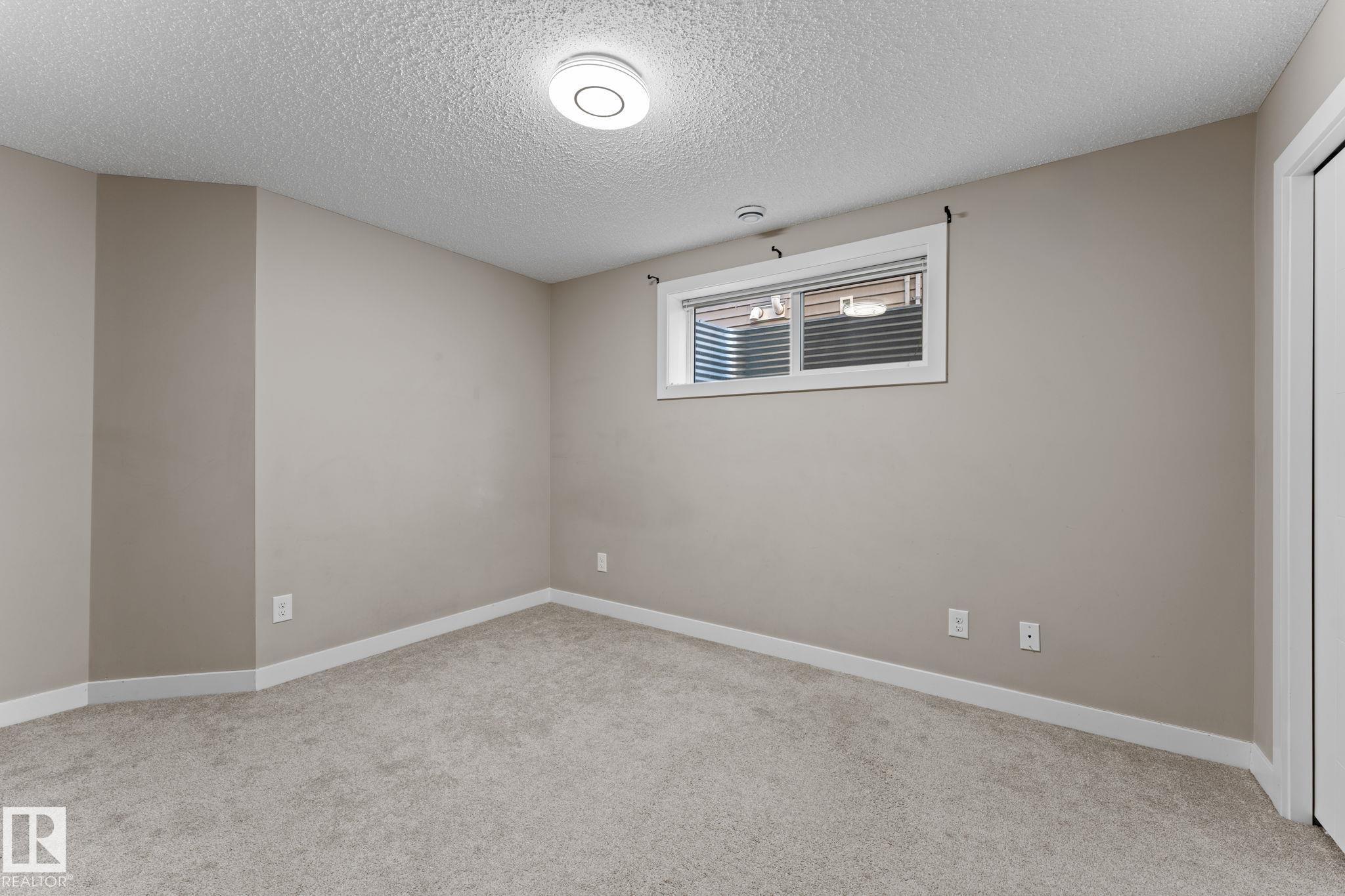 https://zimg.paragon.ice.com/ParagonImages/Property/PM/RAE/225408743/43/0/0/c0183705f537264aedff91eb4b29ac3c/1/ebb73db368cb980cf4efcfd876d05511/225408743-4191e13b-b65d-4375-99ae-b193414b52ff.JPG