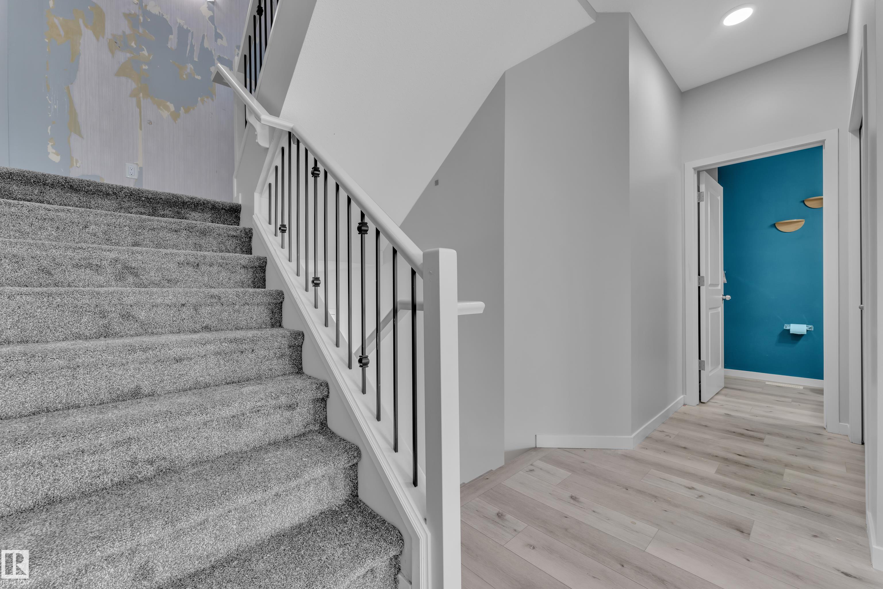 https://zimg.paragon.ice.com/ParagonImages/Property/PM/RAE/225408772/14/0/0/4b8b9d0fdf6052e4b0ca4726f94e3b8d/1/3e45ea756f18586d381d9cec8b096b71/225408772-7160e3af-5111-4a41-9ec6-bdc8cdf1fb64.JPG