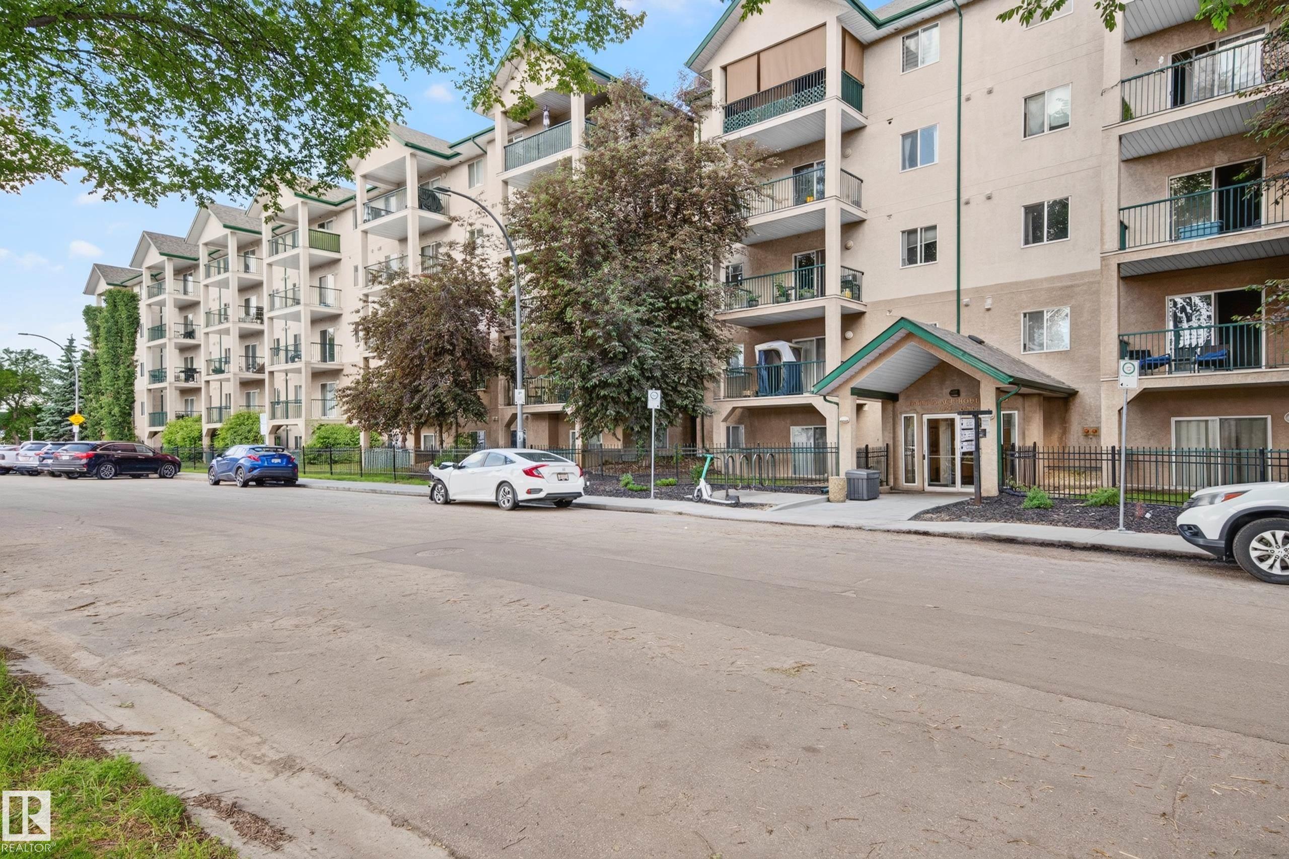 Photo 7 at 526 - 11325 83 Street NW, Parkdale, Edmonton
