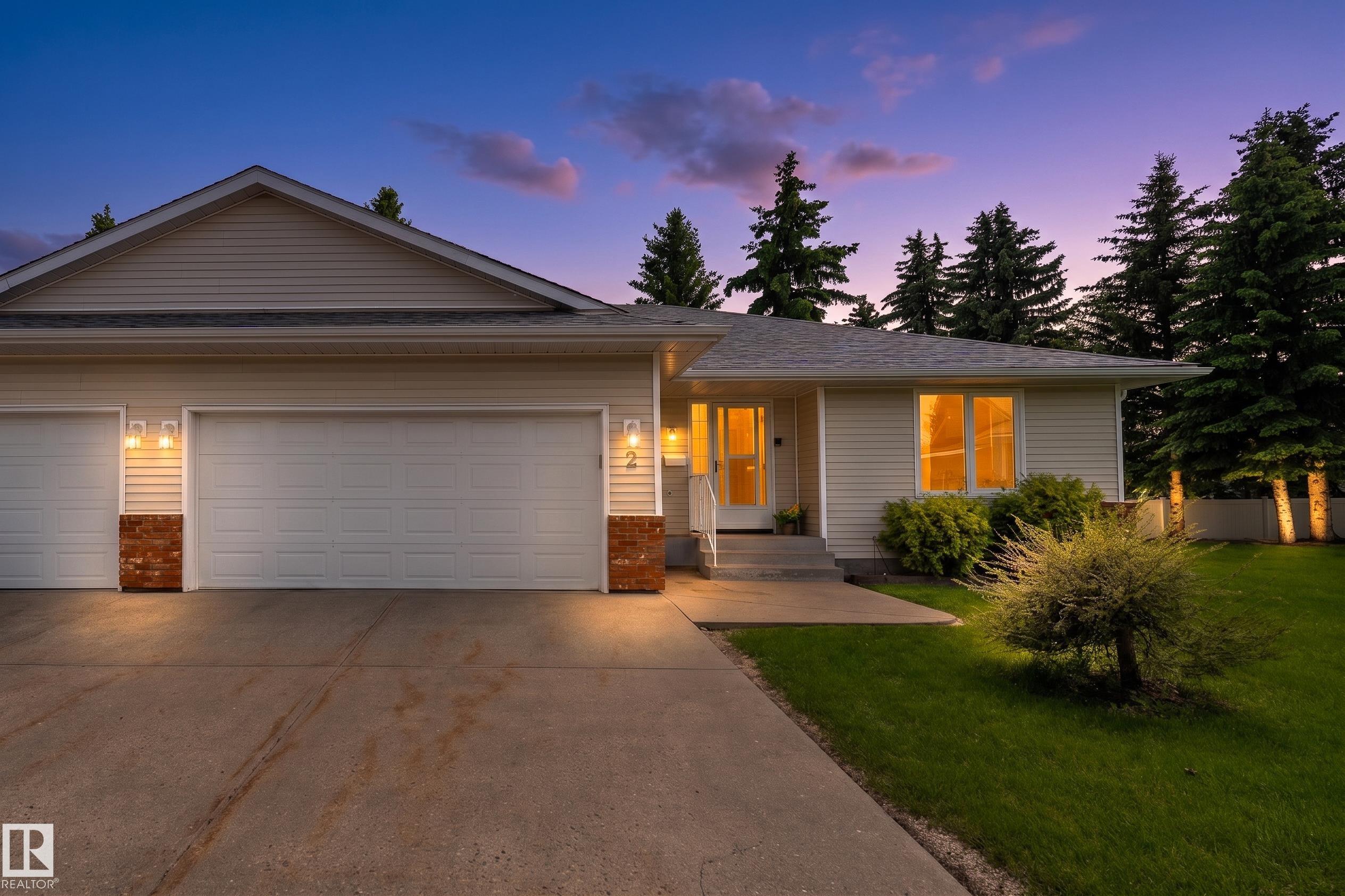 2 1650 42 Street, Edmonton, AB T6L 5P4