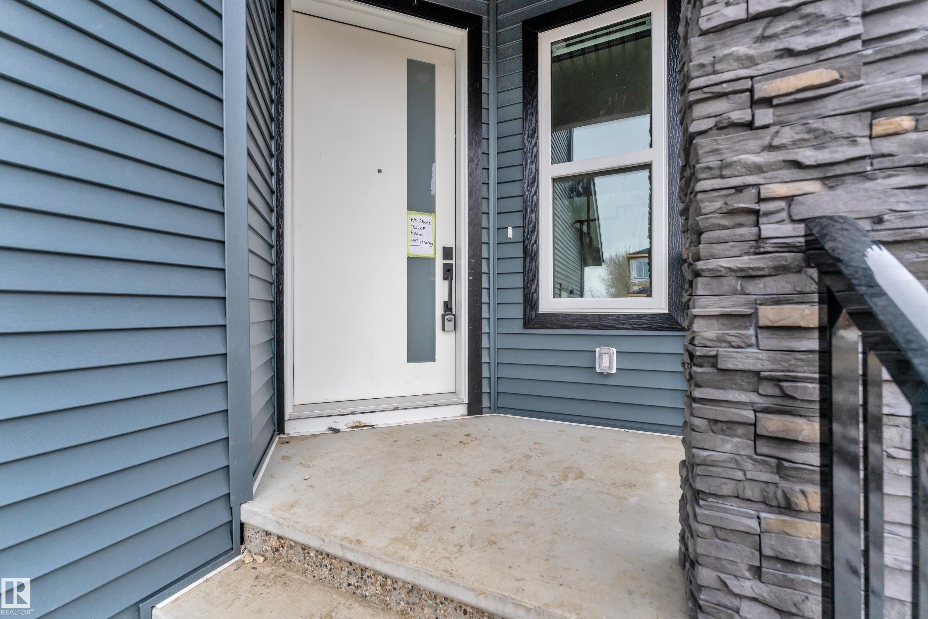 https://zimg.paragon.ice.com/ParagonImages/Property/PM/RAE/225408794/9/0/0/7dd3704da1f9aadccbfc54f123dbfd93/1/d8ba9424c676ea8fdbad047d2dd16c48/225408794-1bebaca6-bb38-4cdd-ae2d-ef3d4b9bd2d0.JPG