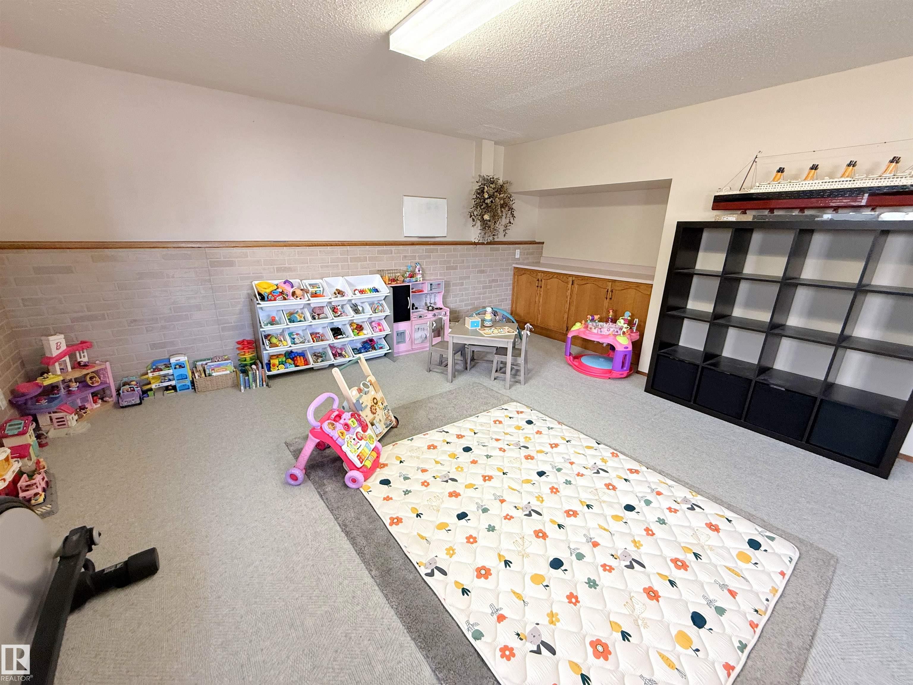 Photo 28 at 5003 57 Avenue, Glens The, Stony Plain