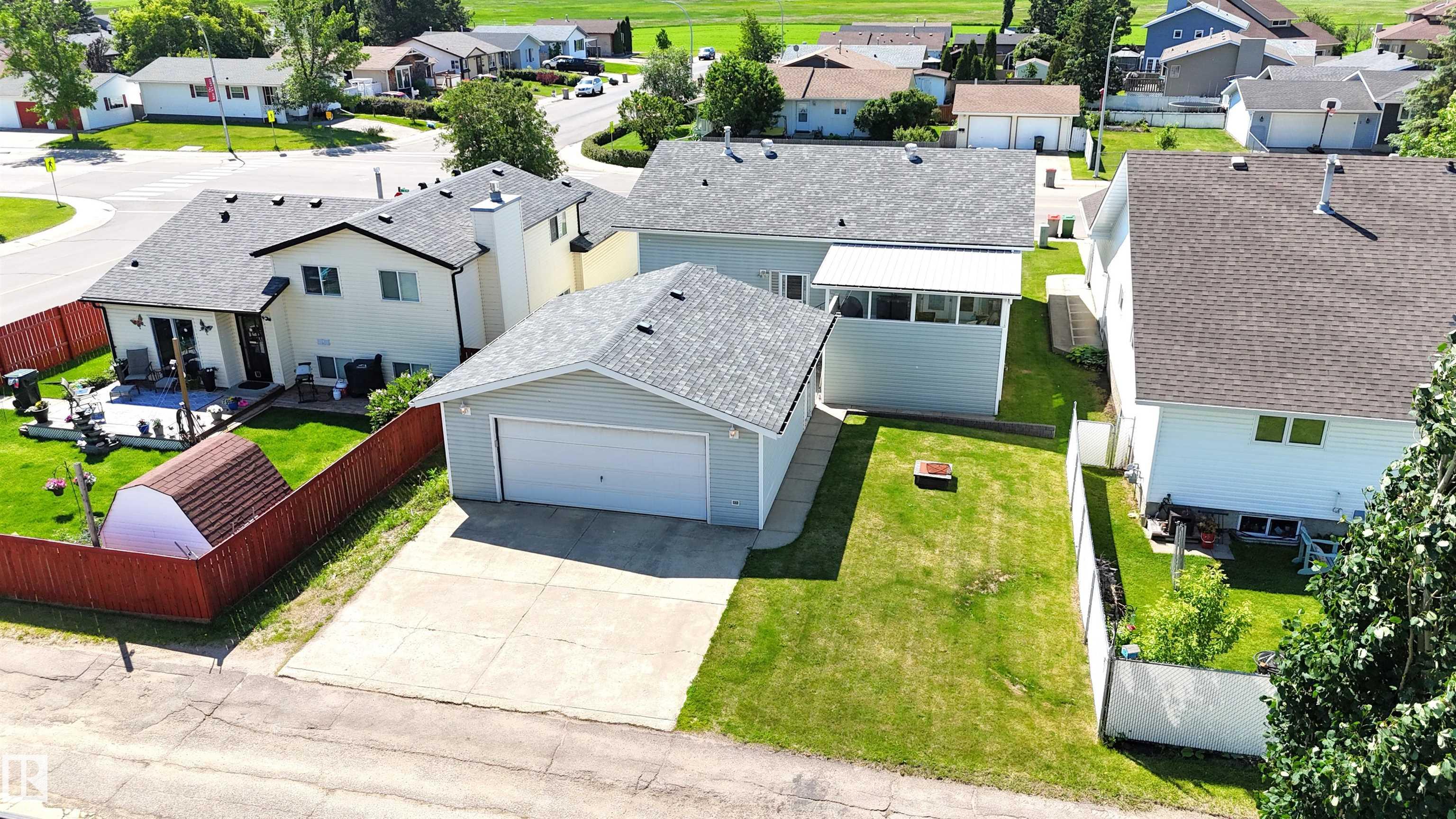 Photo 40 at 5003 57 Avenue, Glens The, Stony Plain