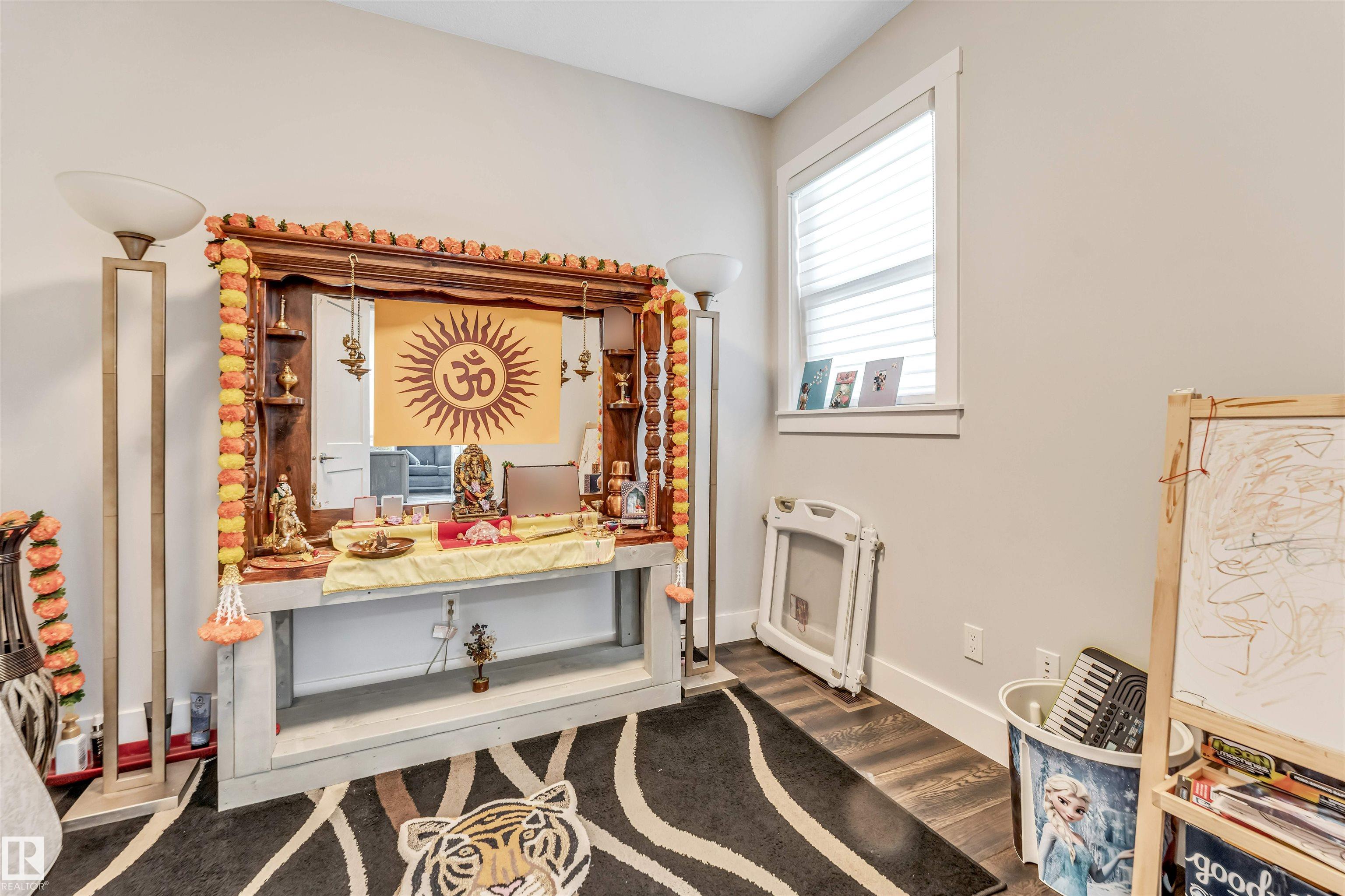 Photo 17 at 8516 216 Street NW, Rosenthal, Edmonton