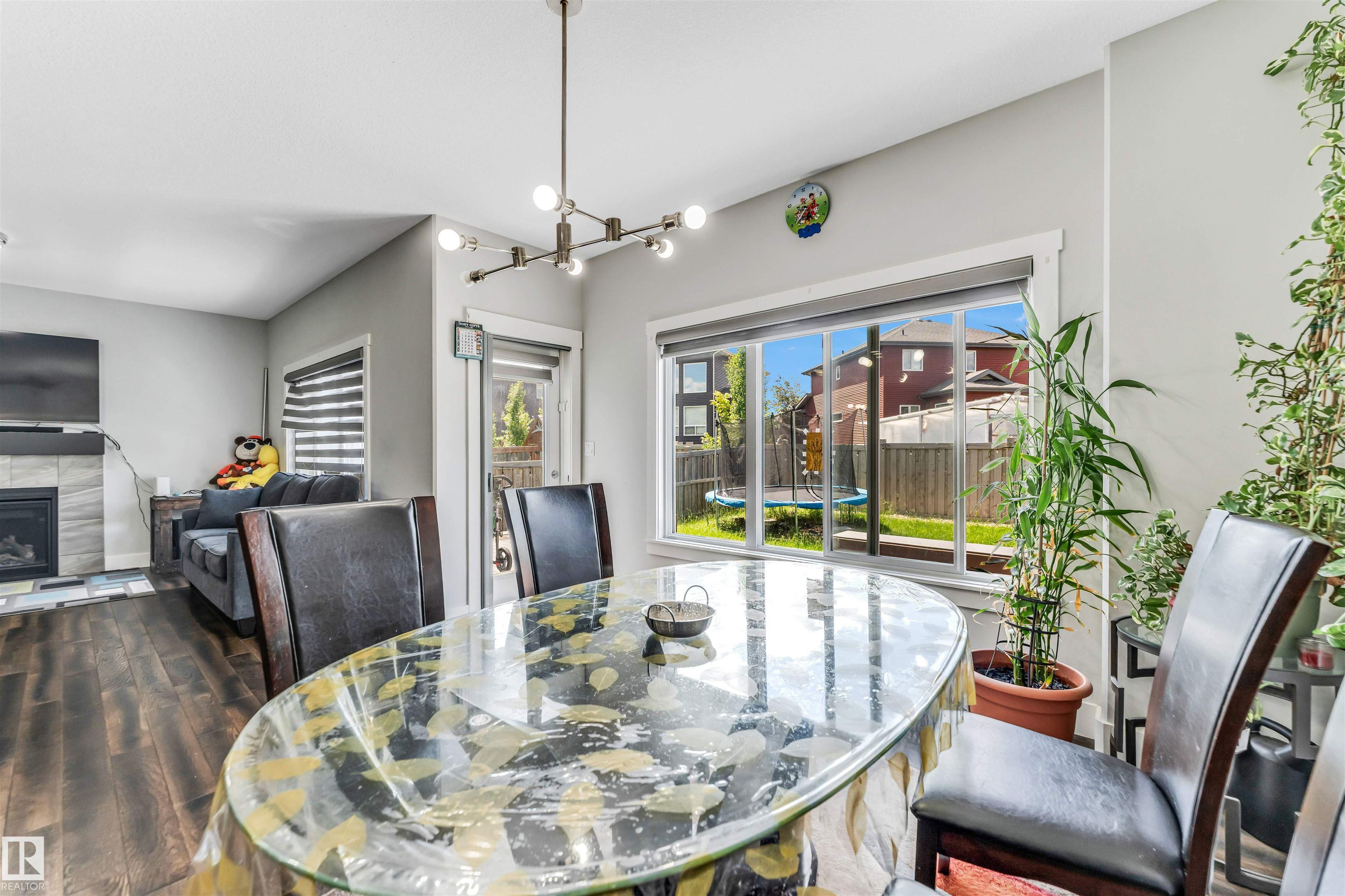Photo 7 at 8516 216 Street NW, Rosenthal, Edmonton