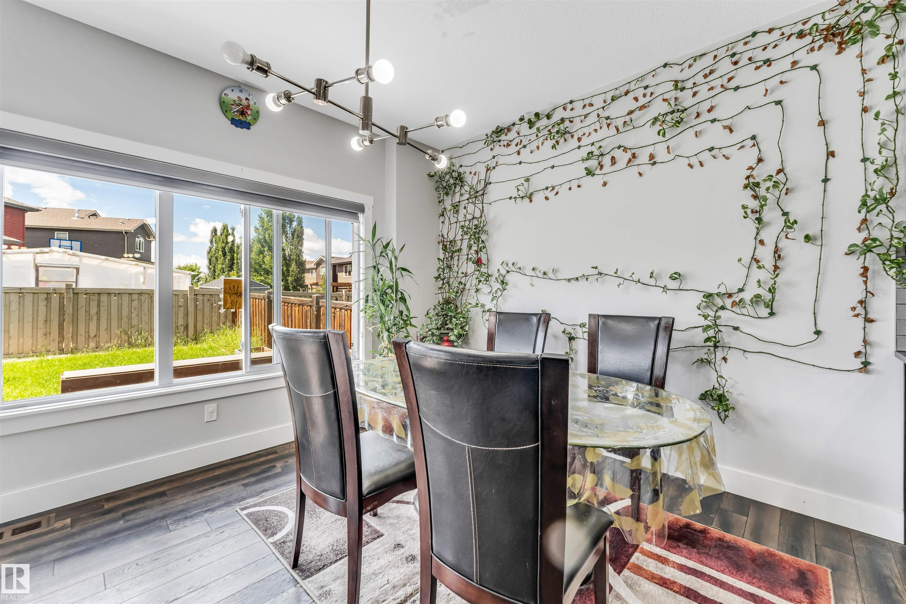 Photo 9 at 8516 216 Street NW, Rosenthal, Edmonton