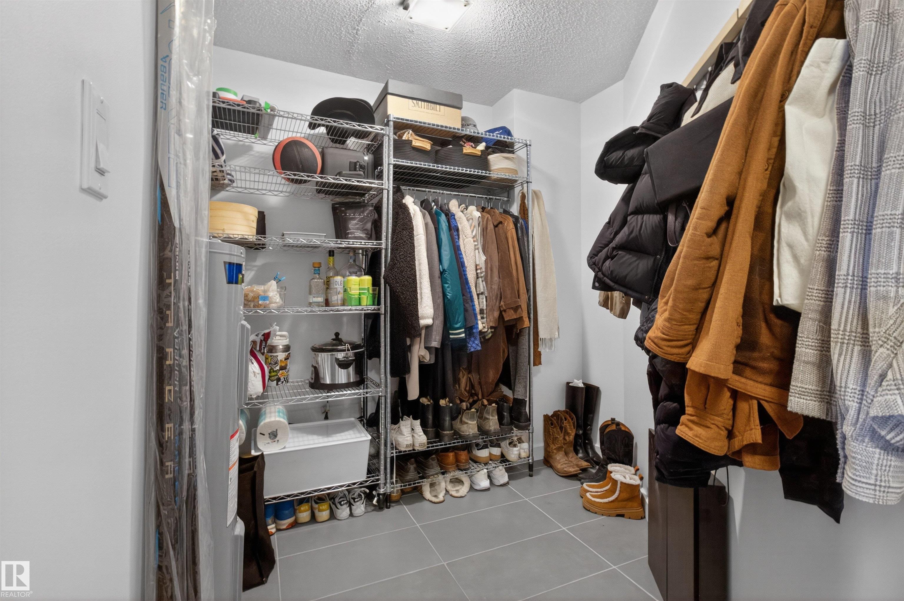 Photo 31 at 305 - 10026 112 Street NW, Wîhkwêntôwin, Edmonton