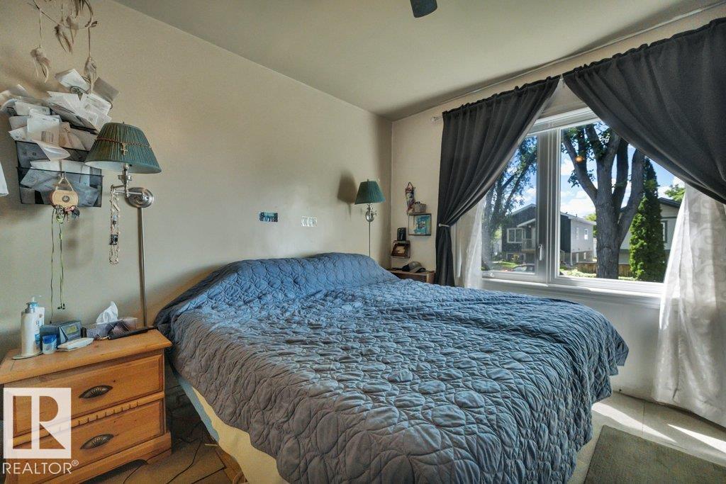 Photo 12 at 12049 65 Street NW, Montrose, Edmonton
