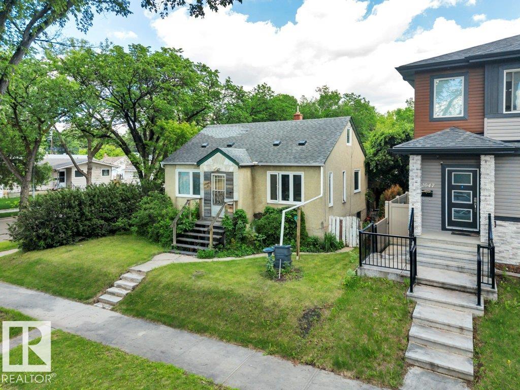 Photo 23 at 12049 65 Street NW, Montrose, Edmonton