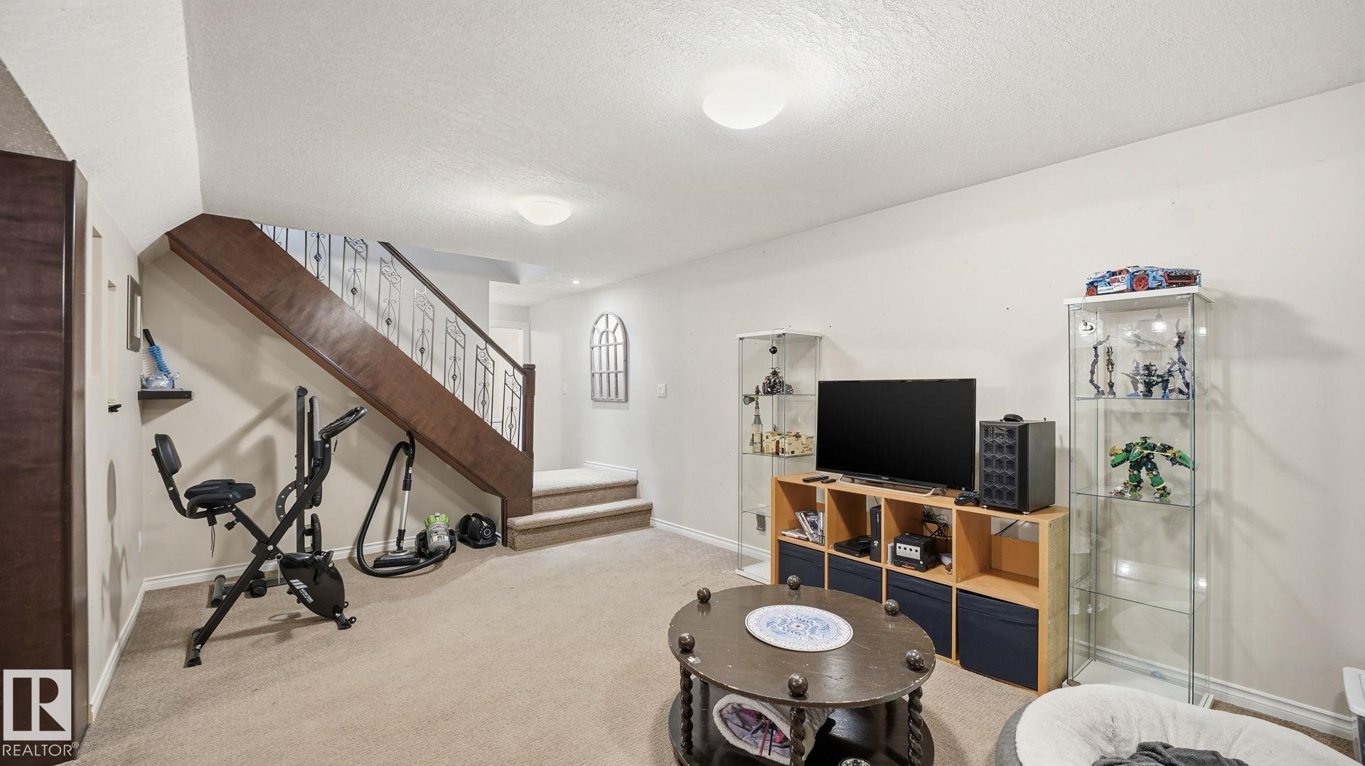 Photo 24 at 10922 117 Street NW, Queen Mary Park, Edmonton