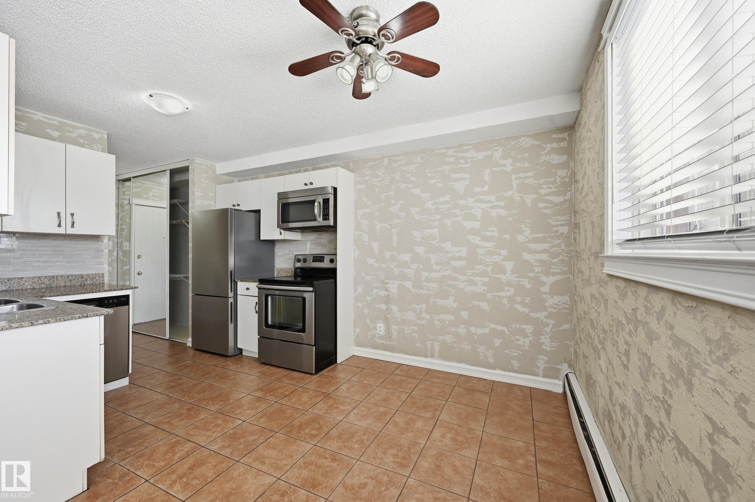 Photo 7 at 109 - 14530 52 Street NW, Casselman, Edmonton