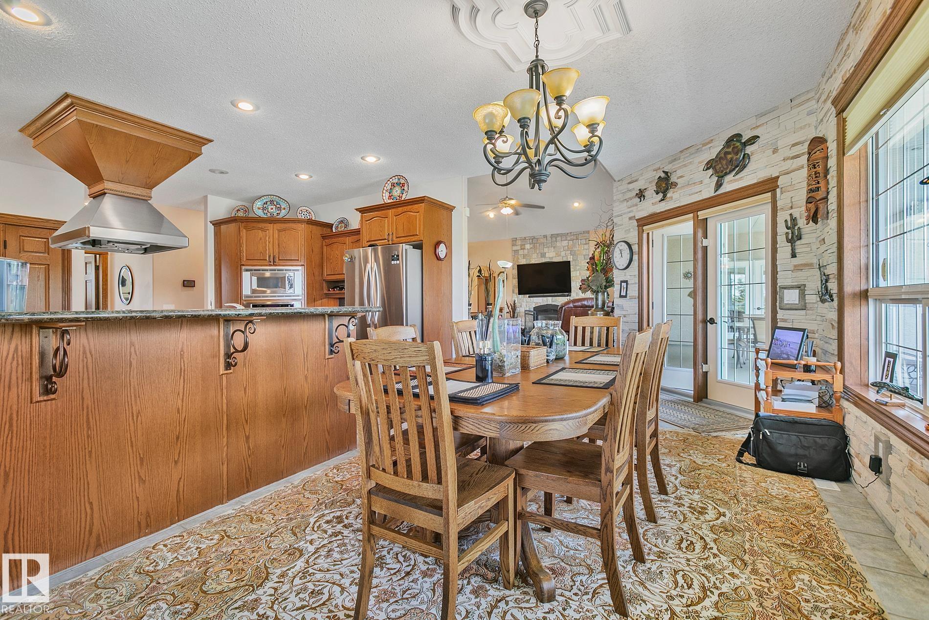 Photo 11 at 400 - 51430 Rge Road 231, Silverwood, Rural Strathcona County