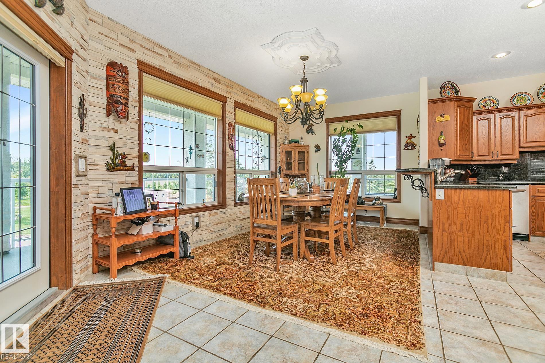 Photo 12 at 400 - 51430 Rge Road 231, Silverwood, Rural Strathcona County
