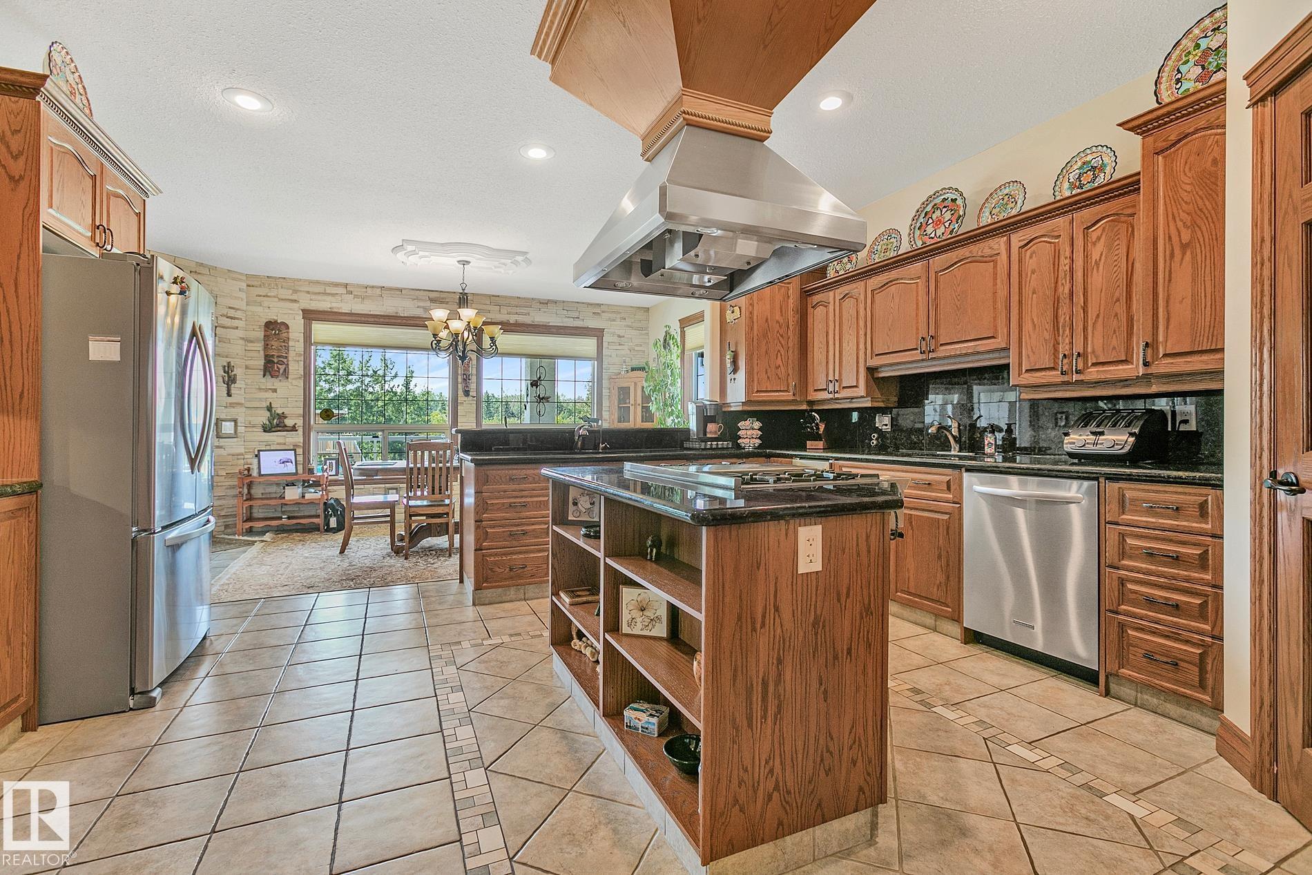 Photo 14 at 400 - 51430 Rge Road 231, Silverwood, Rural Strathcona County
