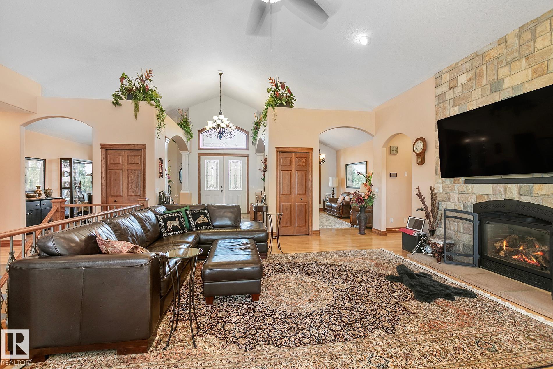 Photo 6 at 400 - 51430 Rge Road 231, Silverwood, Rural Strathcona County
