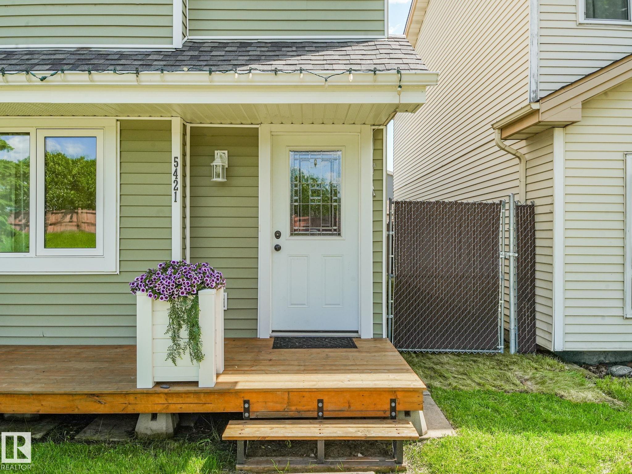 Picture for 5421 22 AV NW