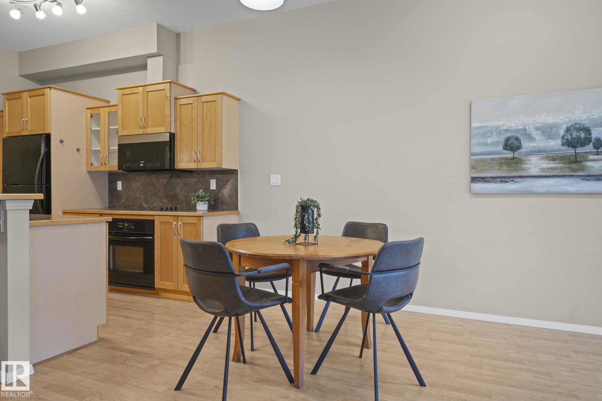 Photo 15 at 308 - 10147 112 Street NW, Wîhkwêntôwin, Edmonton