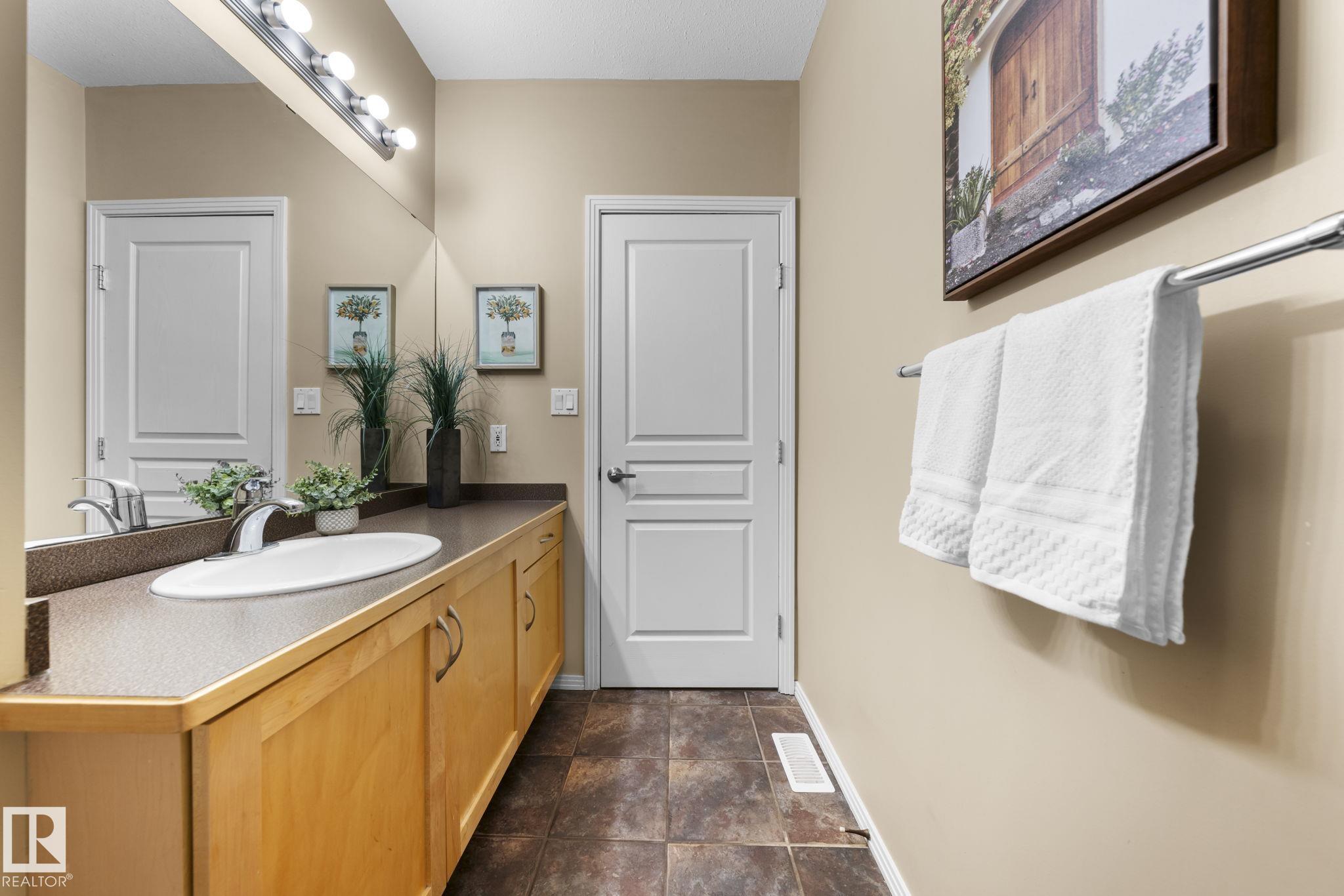 Photo 29 at 308 - 10147 112 Street NW, Wîhkwêntôwin, Edmonton