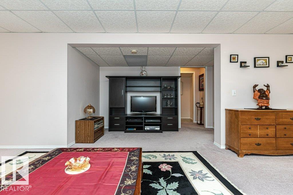 Photo 22 at 40 - 8 Dechene Road NW, Dechene, Edmonton