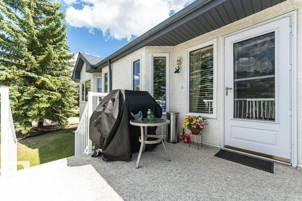 Photo 27 at 40 - 8 Dechene Road NW, Dechene, Edmonton