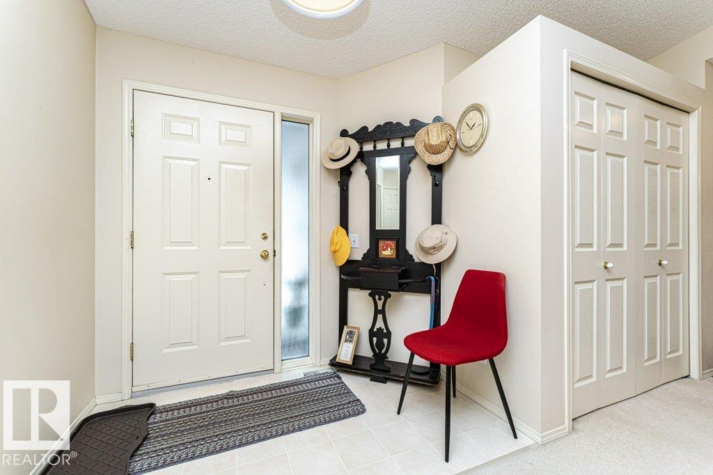 40 - 8 Dechene Road NW, Dechene, Edmonton