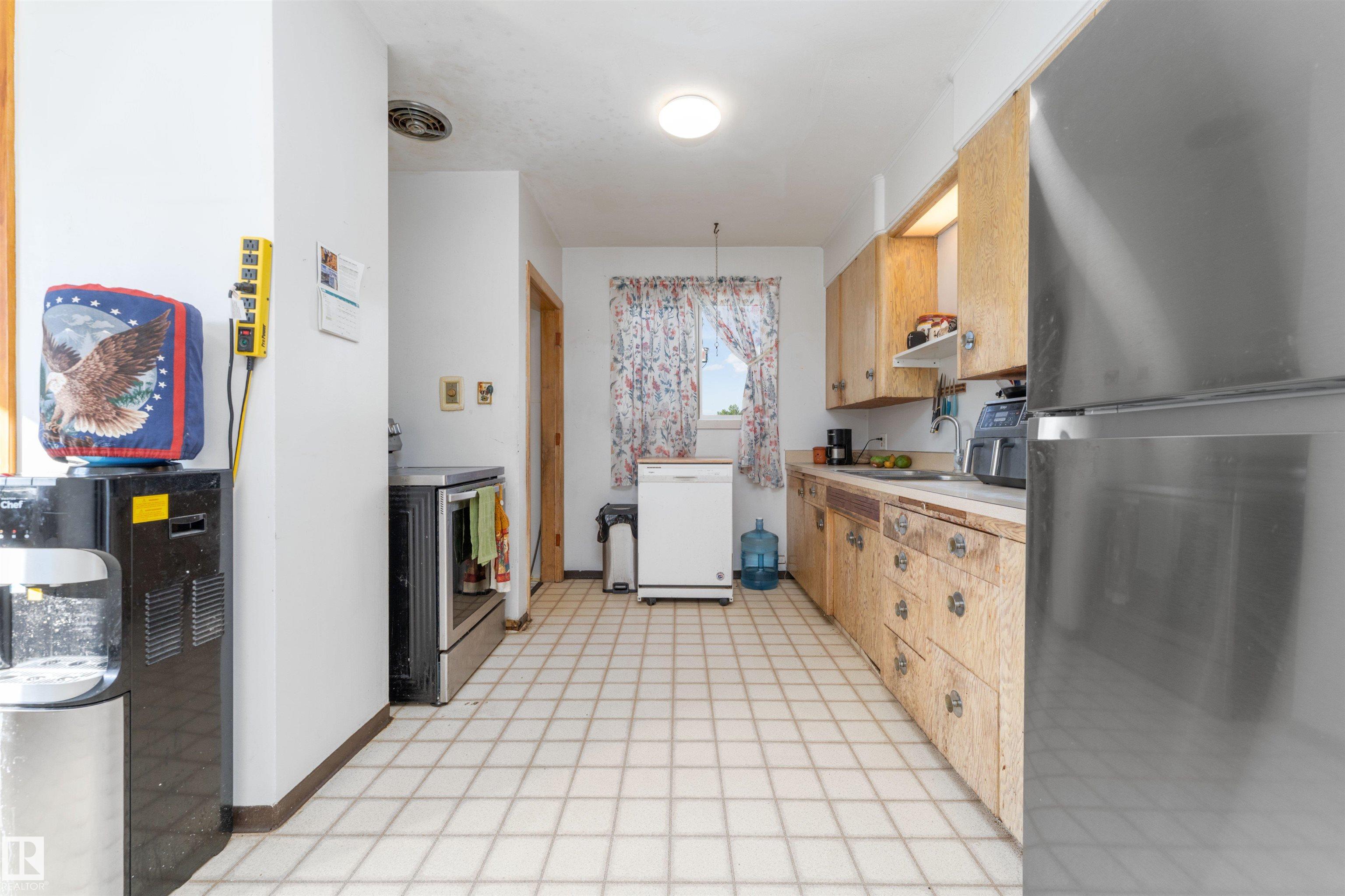 Photo 12 at 73 - 21252 Twp Road 540, Gunnmanor Estates, Rural Strathcona County