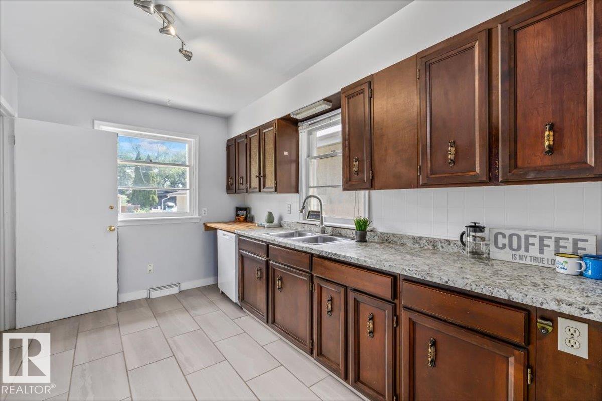 Photo 13 at 11227 52 Street NW, Highlands, Edmonton