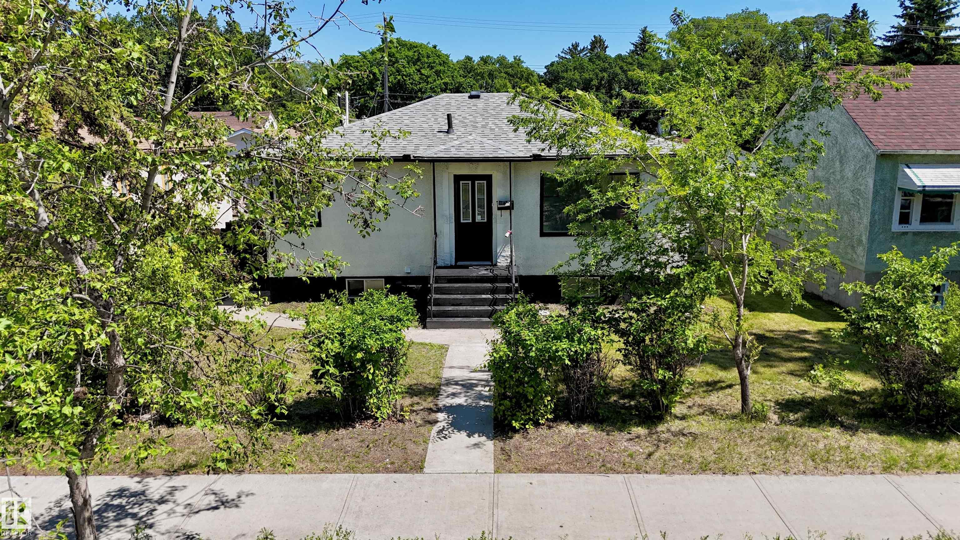 11927 68 Street NW, Montrose, Edmonton