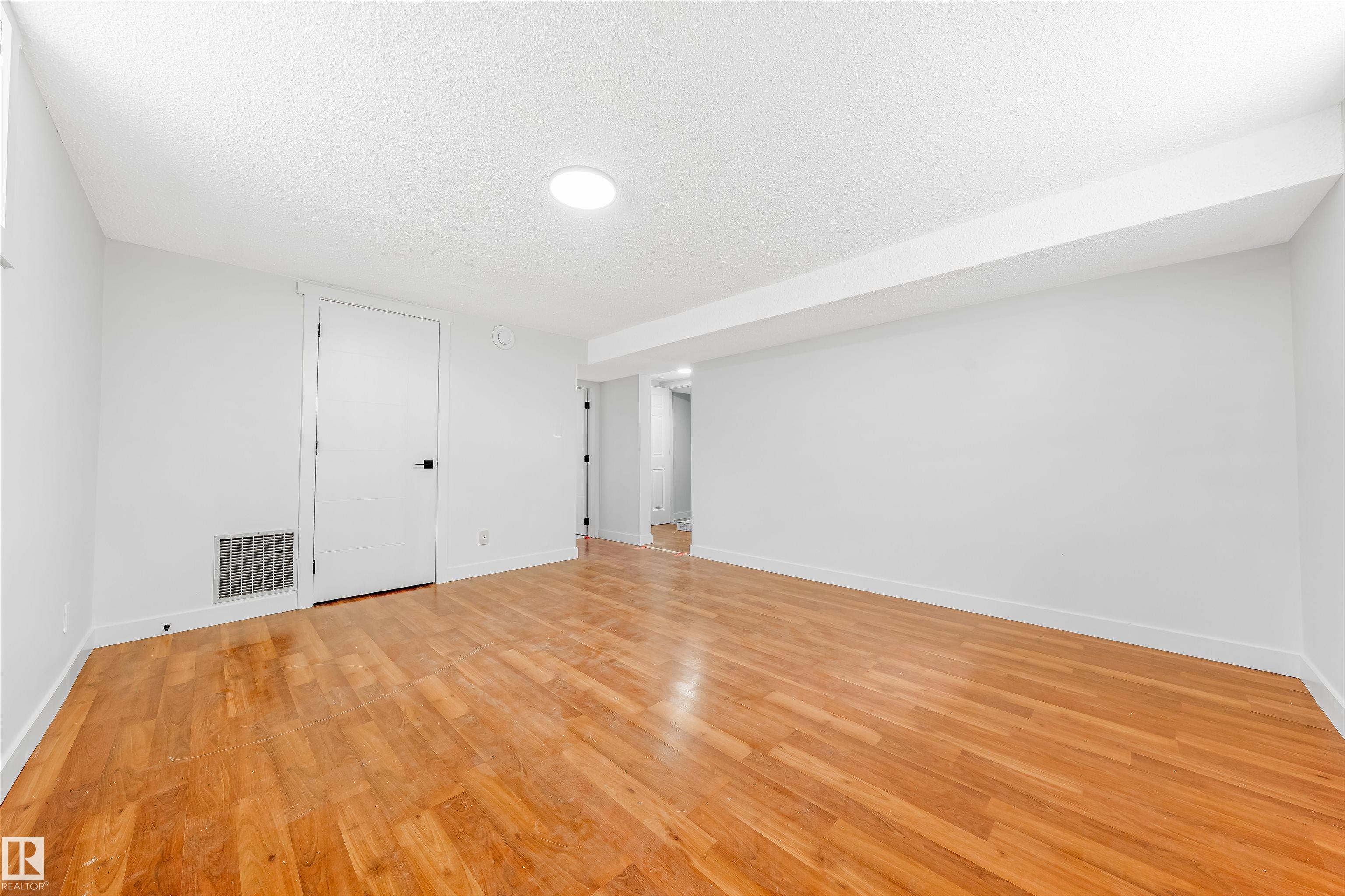 Photo 31 at 11927 68 Street NW, Montrose, Edmonton
