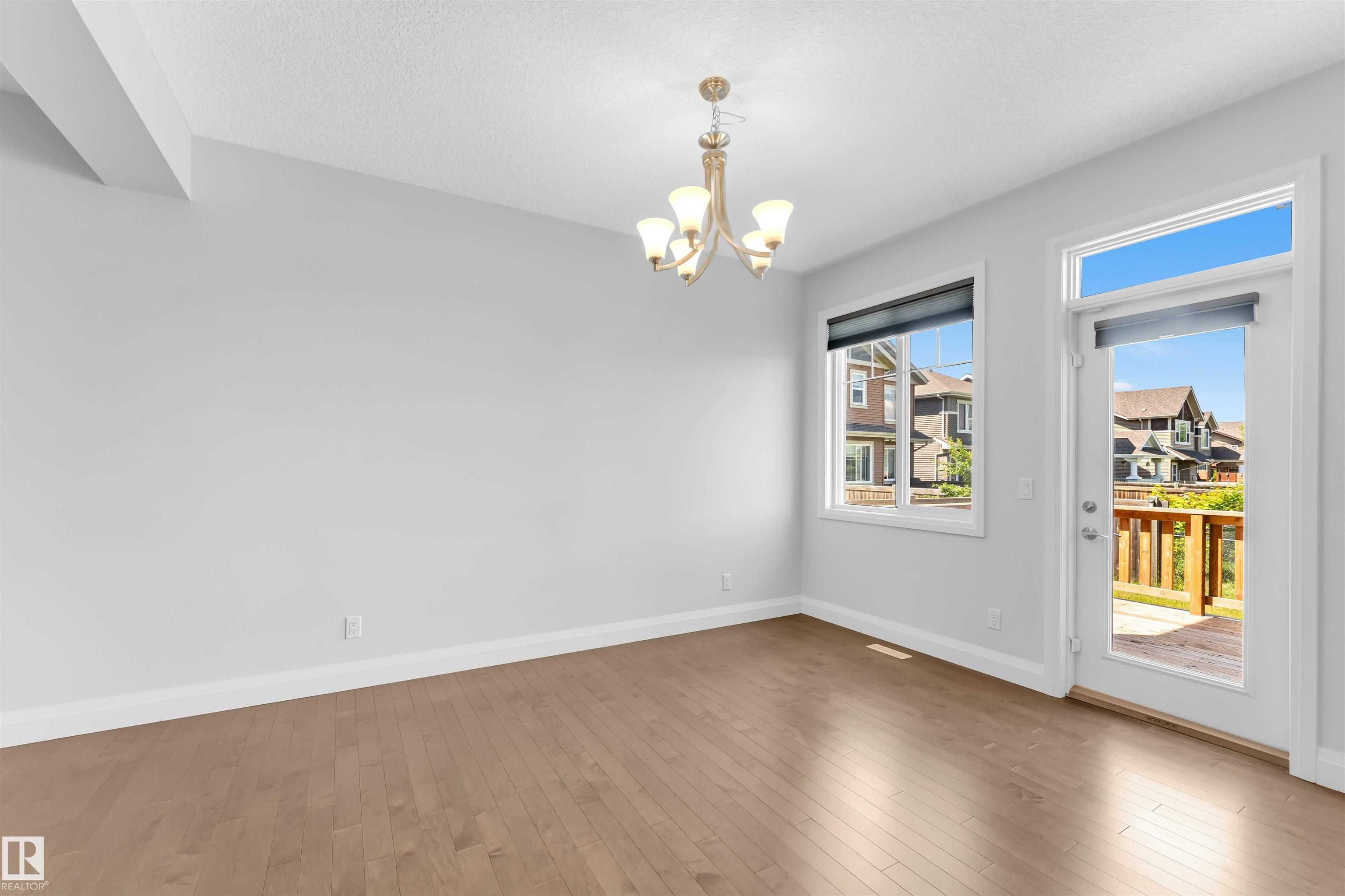 https://zimg.paragon.ice.com/ParagonImages/Property/PM/RAE/225409019/31/0/0/53eb2b7de9bffd50477d70520b56cf1e/1/0ea1b301e13e7fb7e2cafa26710376e5/225409019-f5a08735-b8ea-4ef1-989d-f085b4eeaf8a.JPG