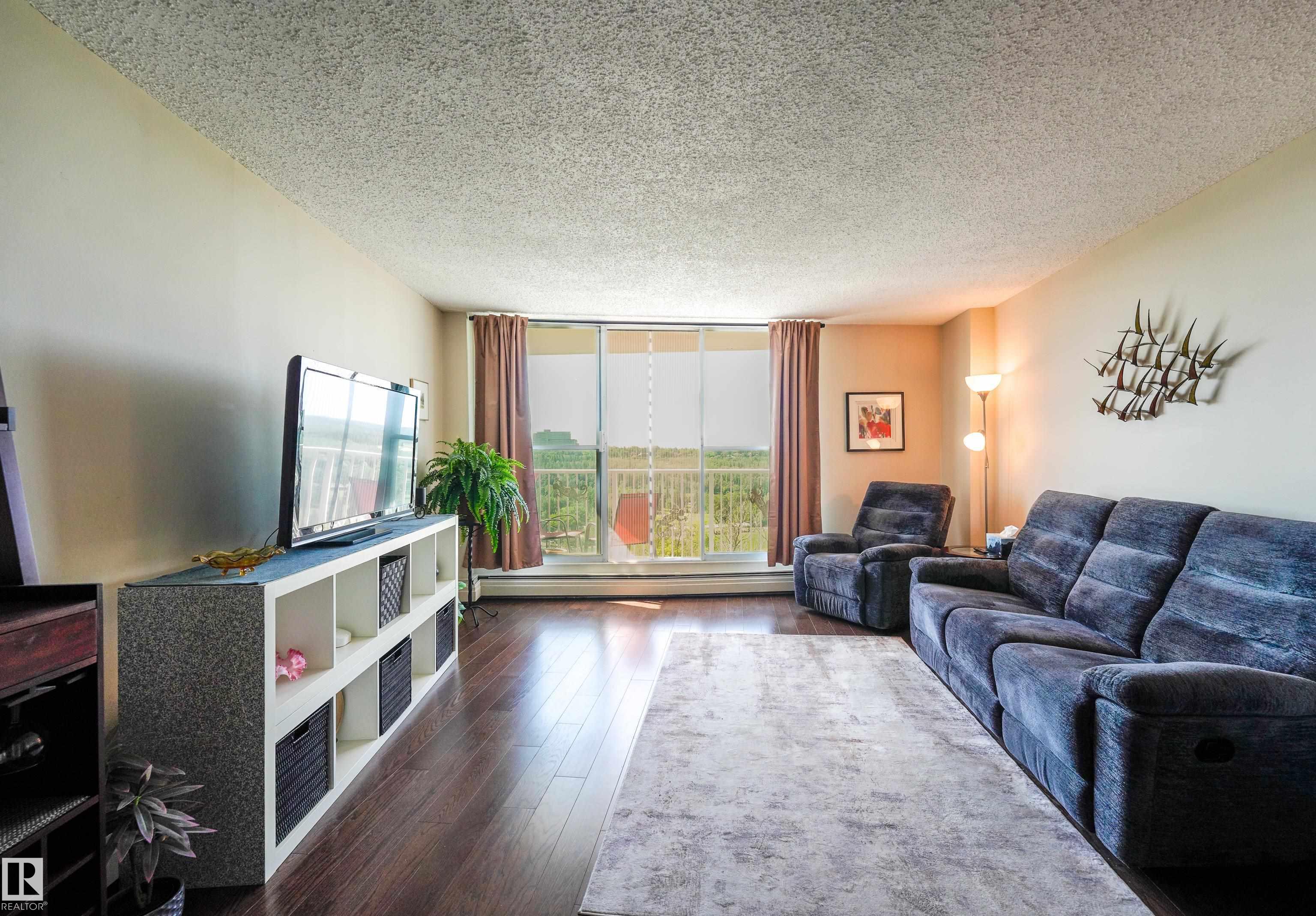 Photo 12 at 305 - 12121 Jasper Avenue NW, Wîhkwêntôwin, Edmonton