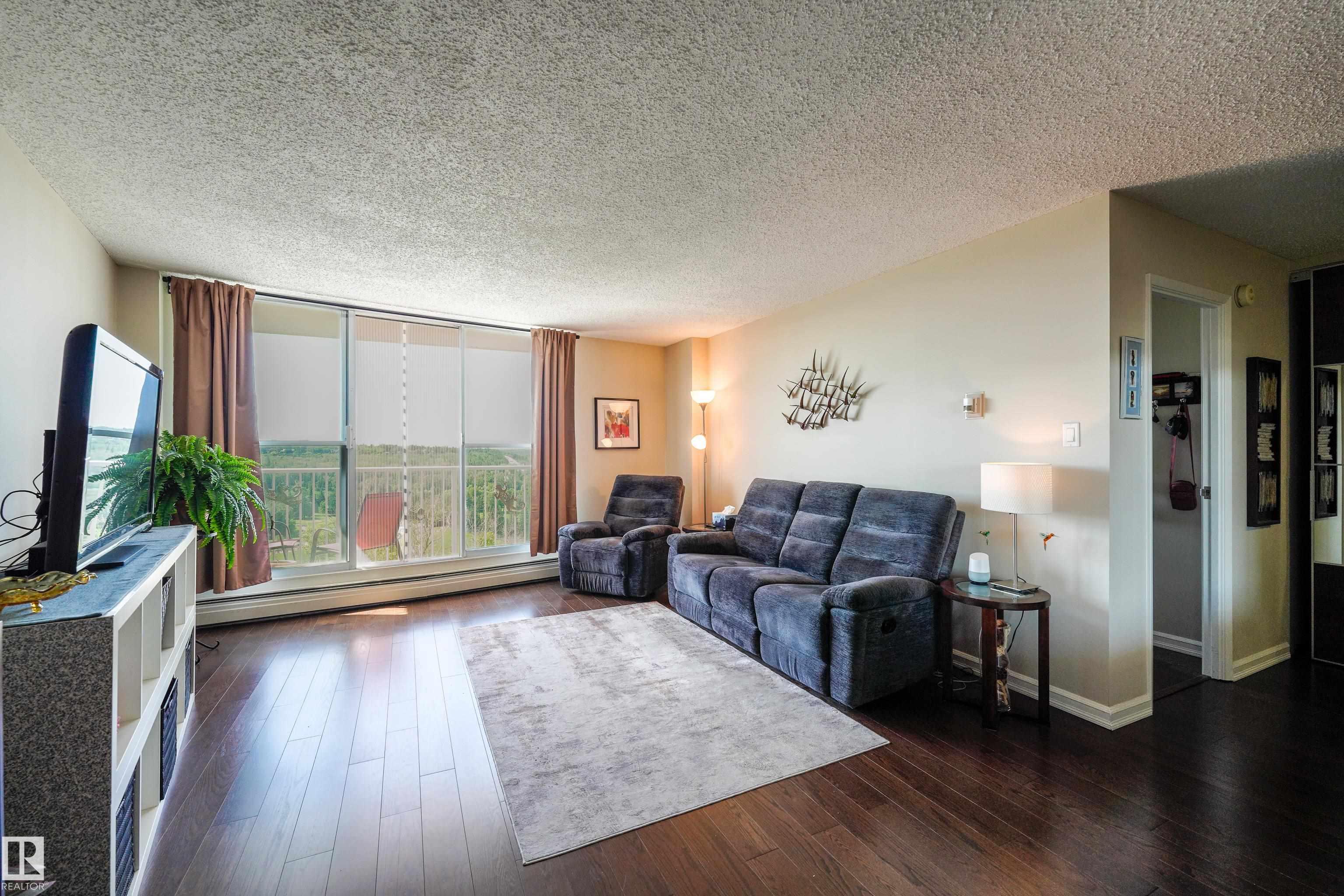 Photo 21 at 305 - 12121 Jasper Avenue NW, Wîhkwêntôwin, Edmonton