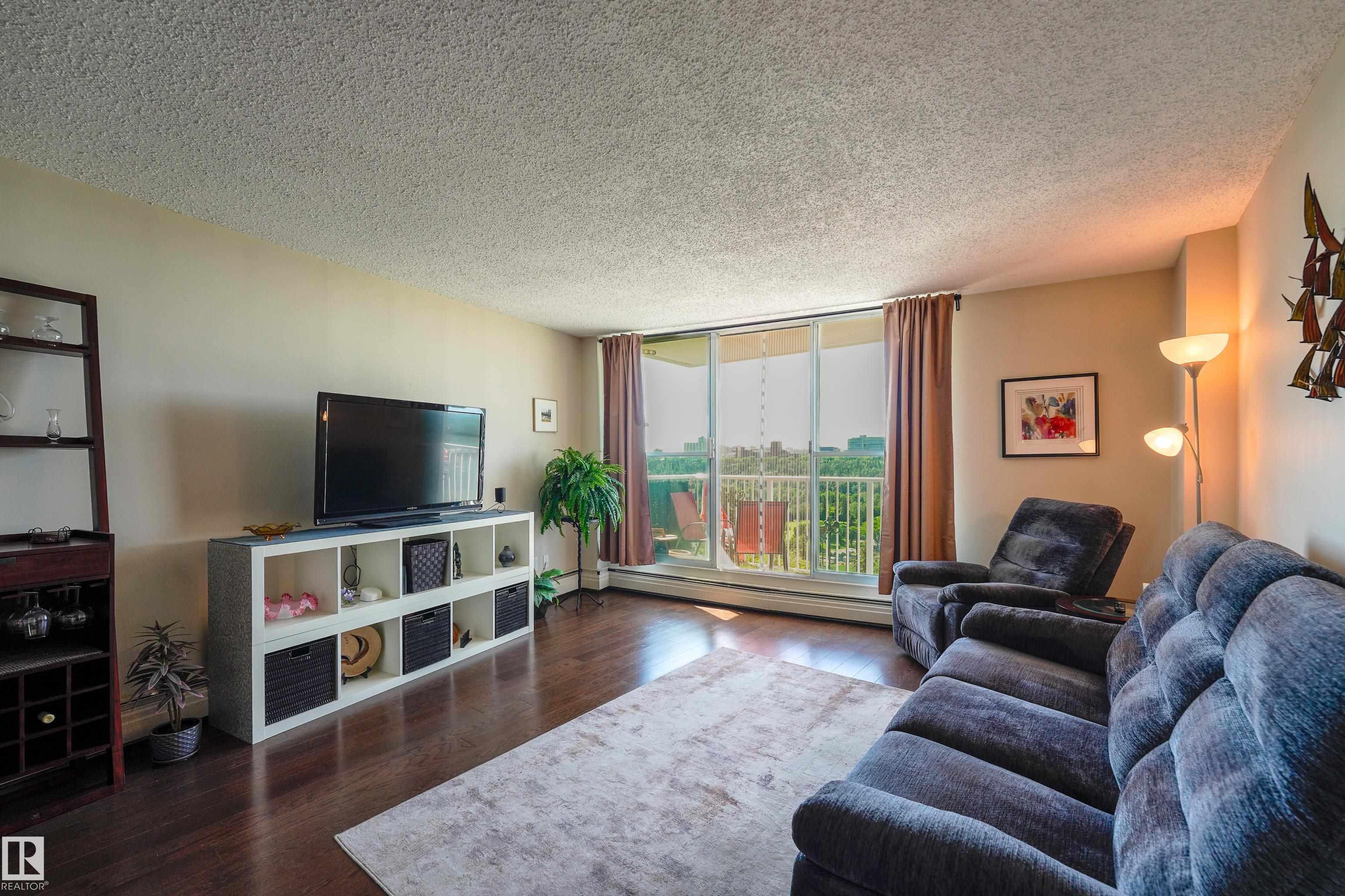 Photo 22 at 305 - 12121 Jasper Avenue NW, Wîhkwêntôwin, Edmonton