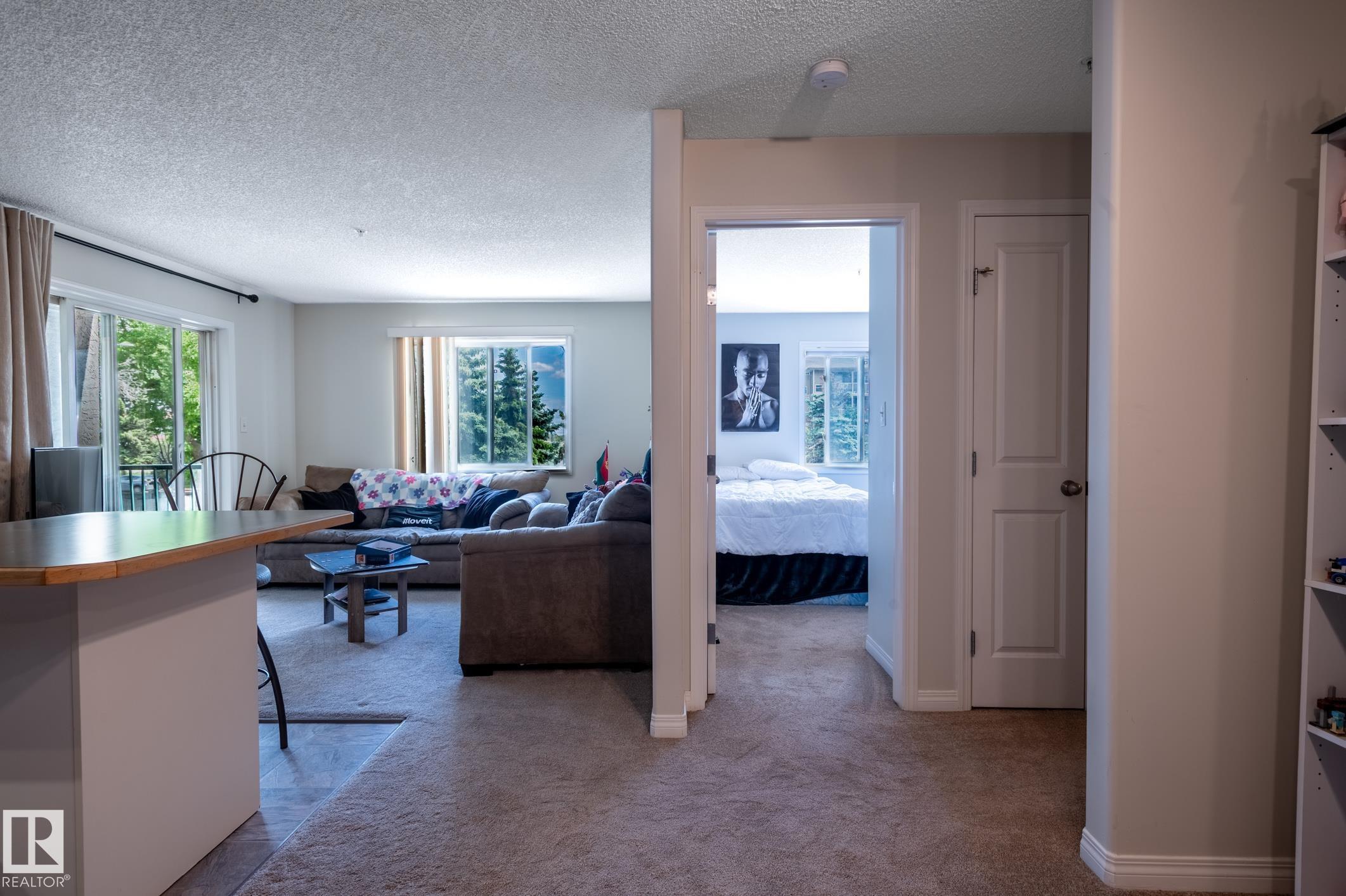 https://zimg.paragon.ice.com/ParagonImages/Property/PM/RAE/225409054/16/0/0/1098b647fad2fc8858235ef566a94bdc/1/33f4b1bc4af92ba7fc2262b43eecf2b9/225409054-b740bb65-d1f6-4c94-8164-f984f2787f34.JPG