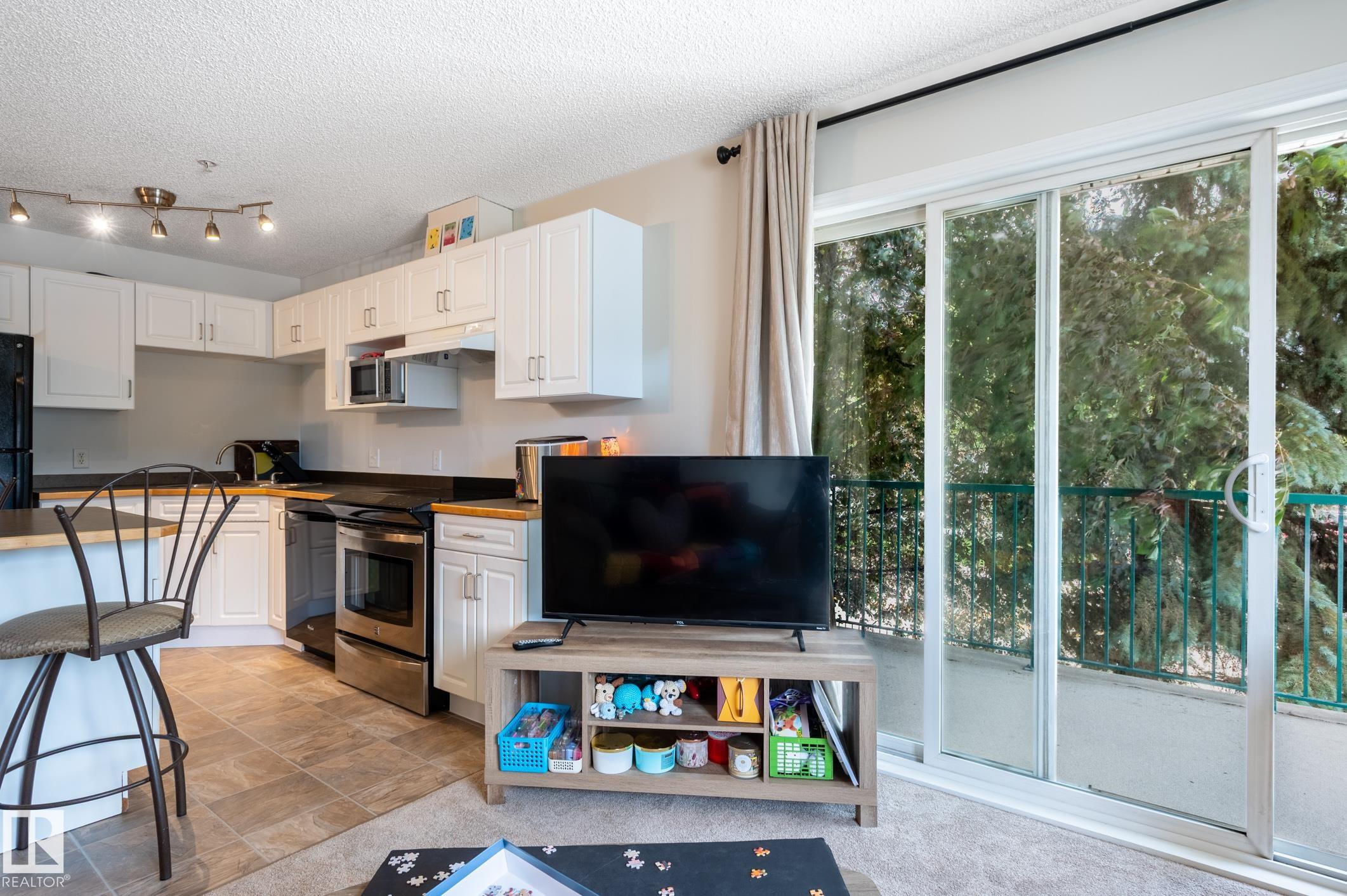 https://zimg.paragon.ice.com/ParagonImages/Property/PM/RAE/225409054/25/0/0/8c901587a2a94ba1324a59ce16939c36/1/33f4b1bc4af92ba7fc2262b43eecf2b9/225409054-14432e82-55f5-4ca2-928b-6e7a52acb8f1.JPG